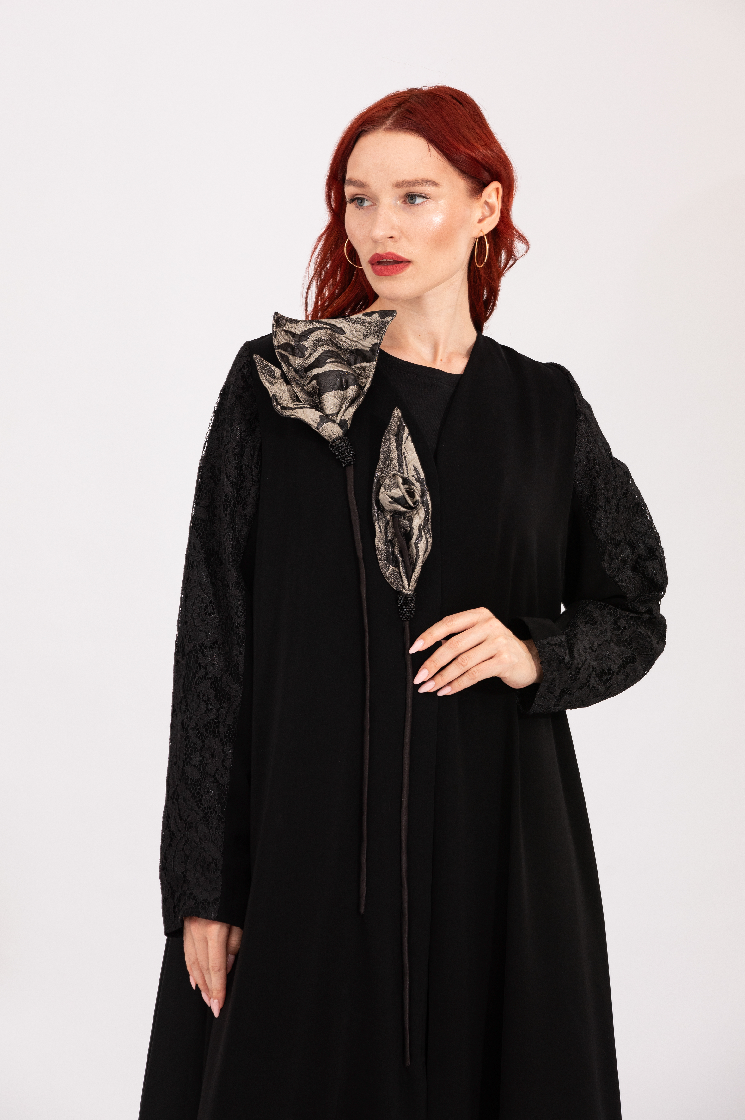 NR4 : Elegance Blossom Abaya