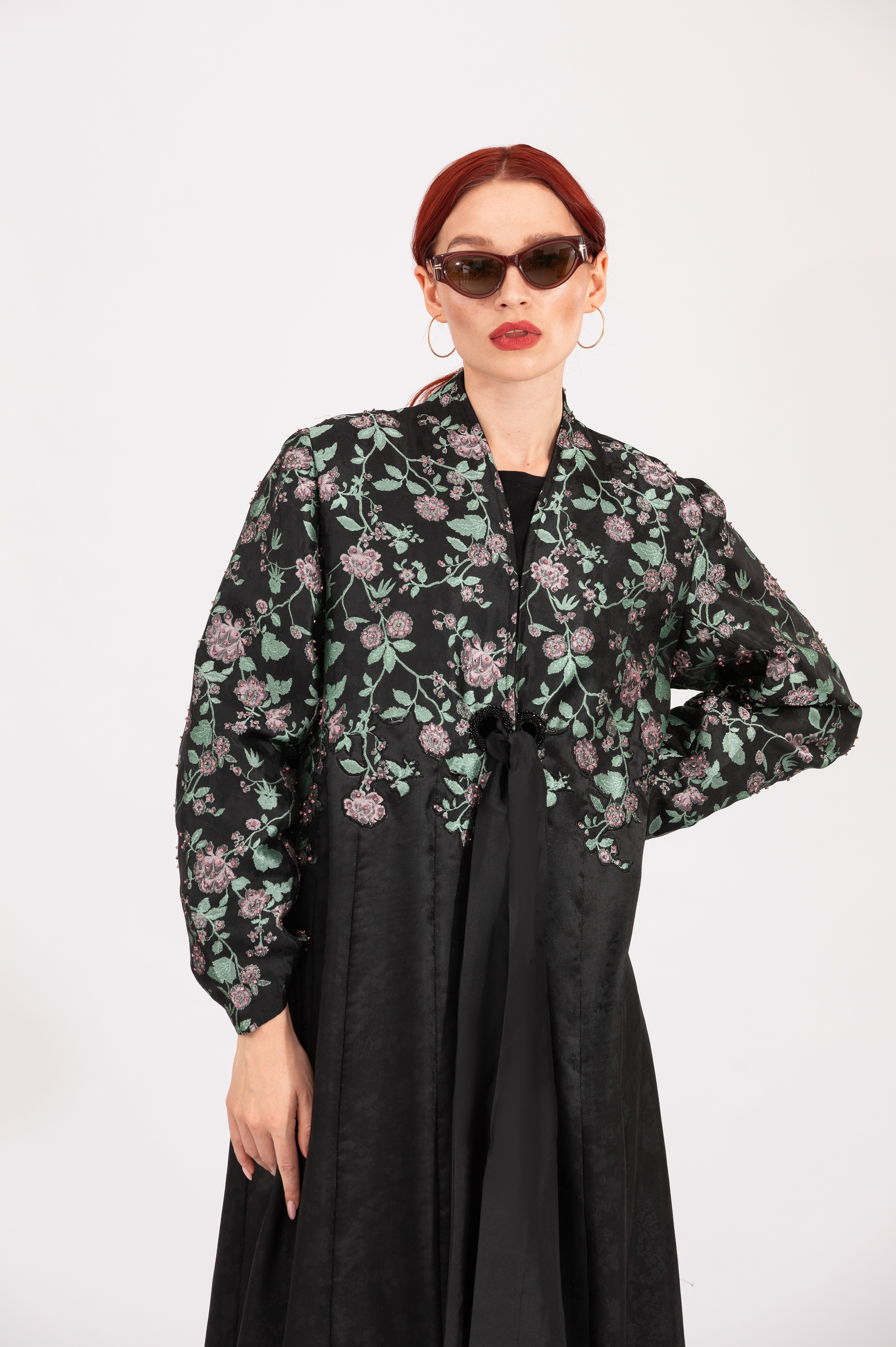 NR5 : Jacquard Abaya