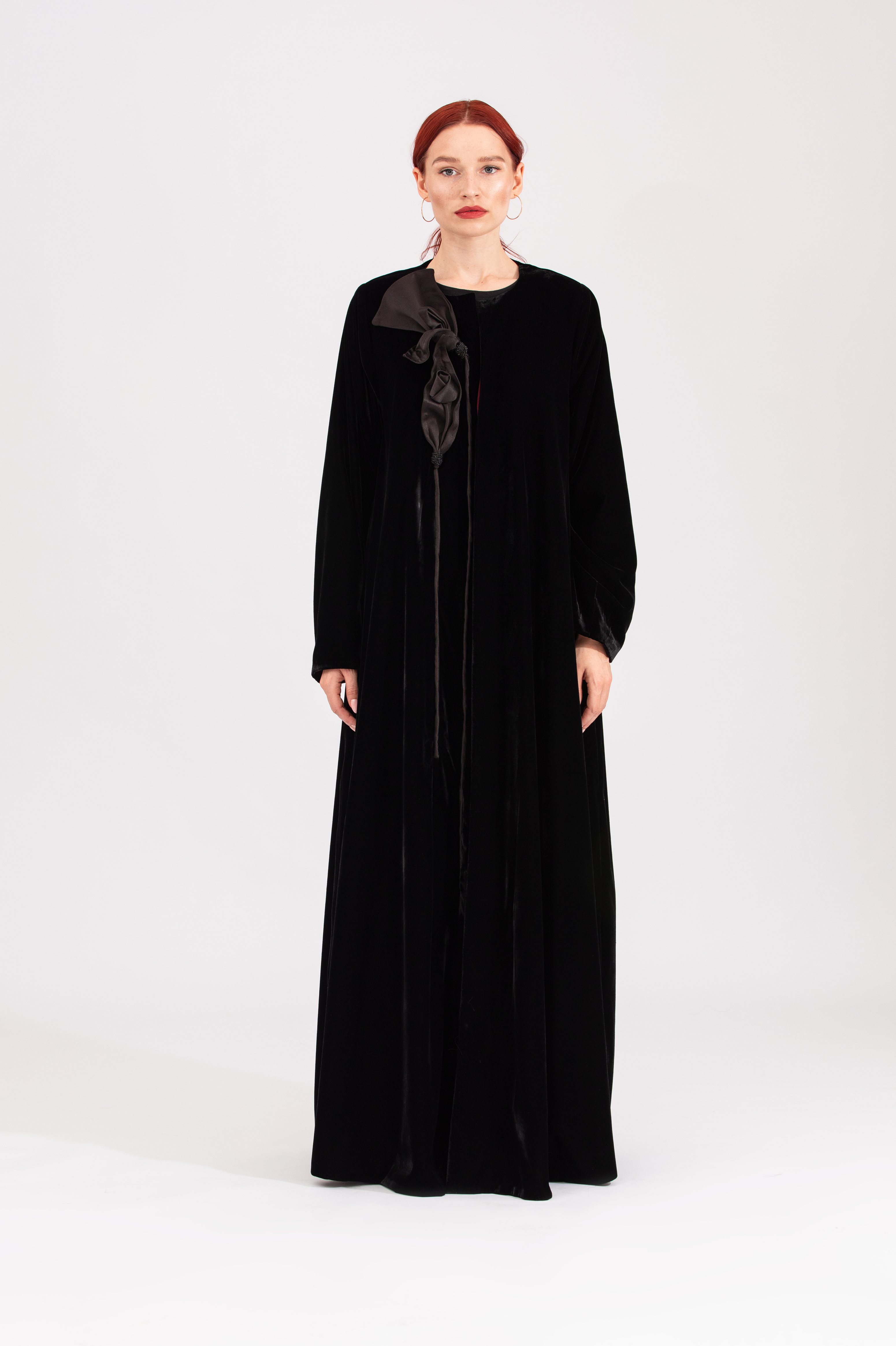NR6 : Velvet Elegance Abaya