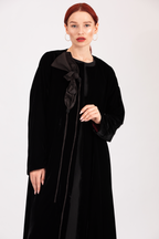 NR6 : Velvet Elegance Abaya