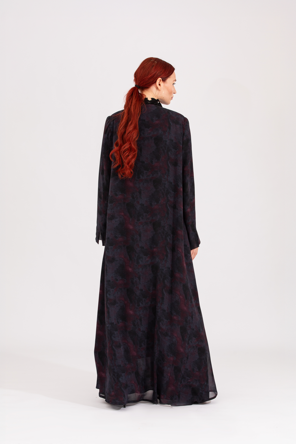 NR7 : Floral Grace Abaya