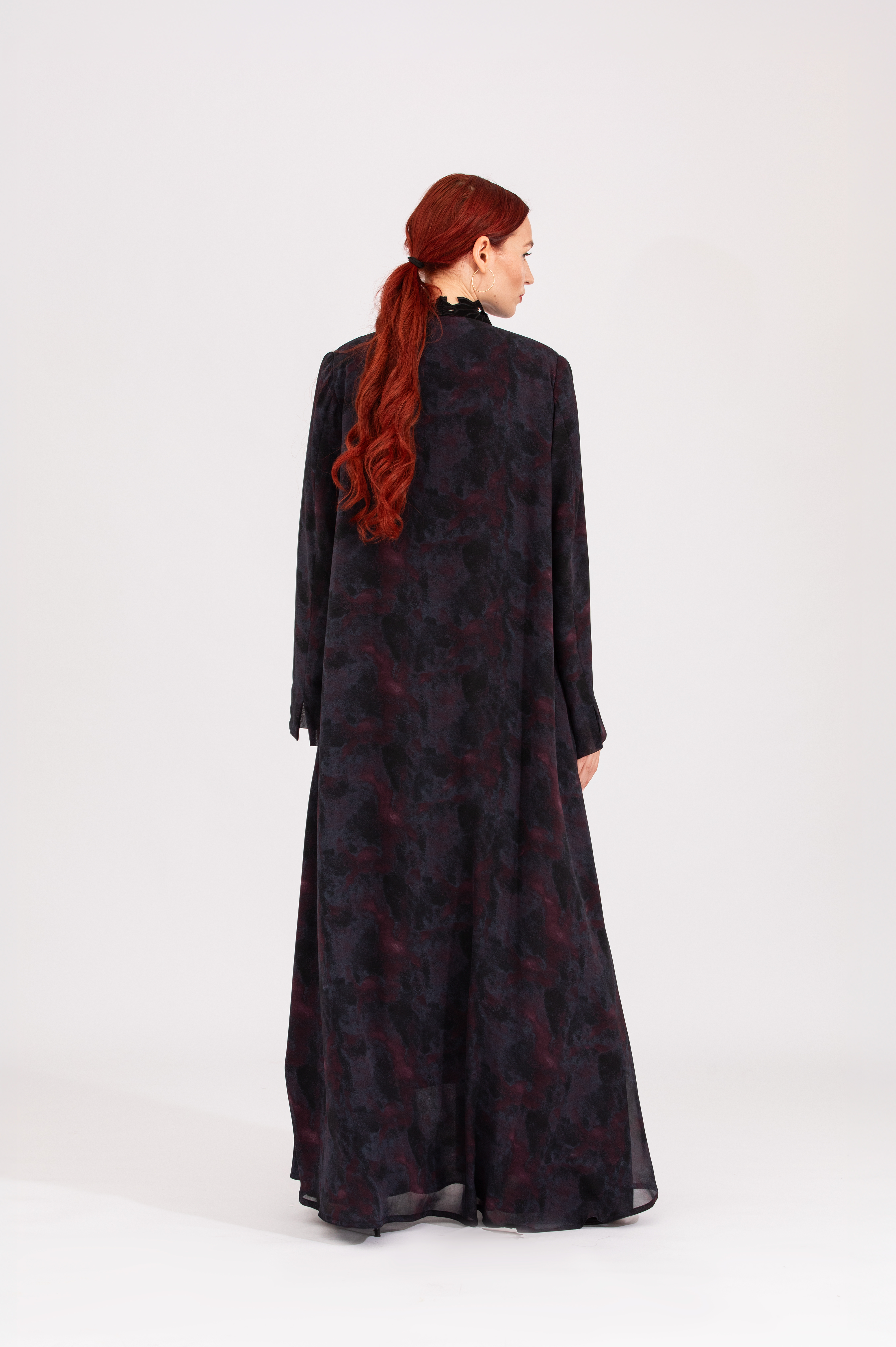 NR7 : Floral Grace Abaya