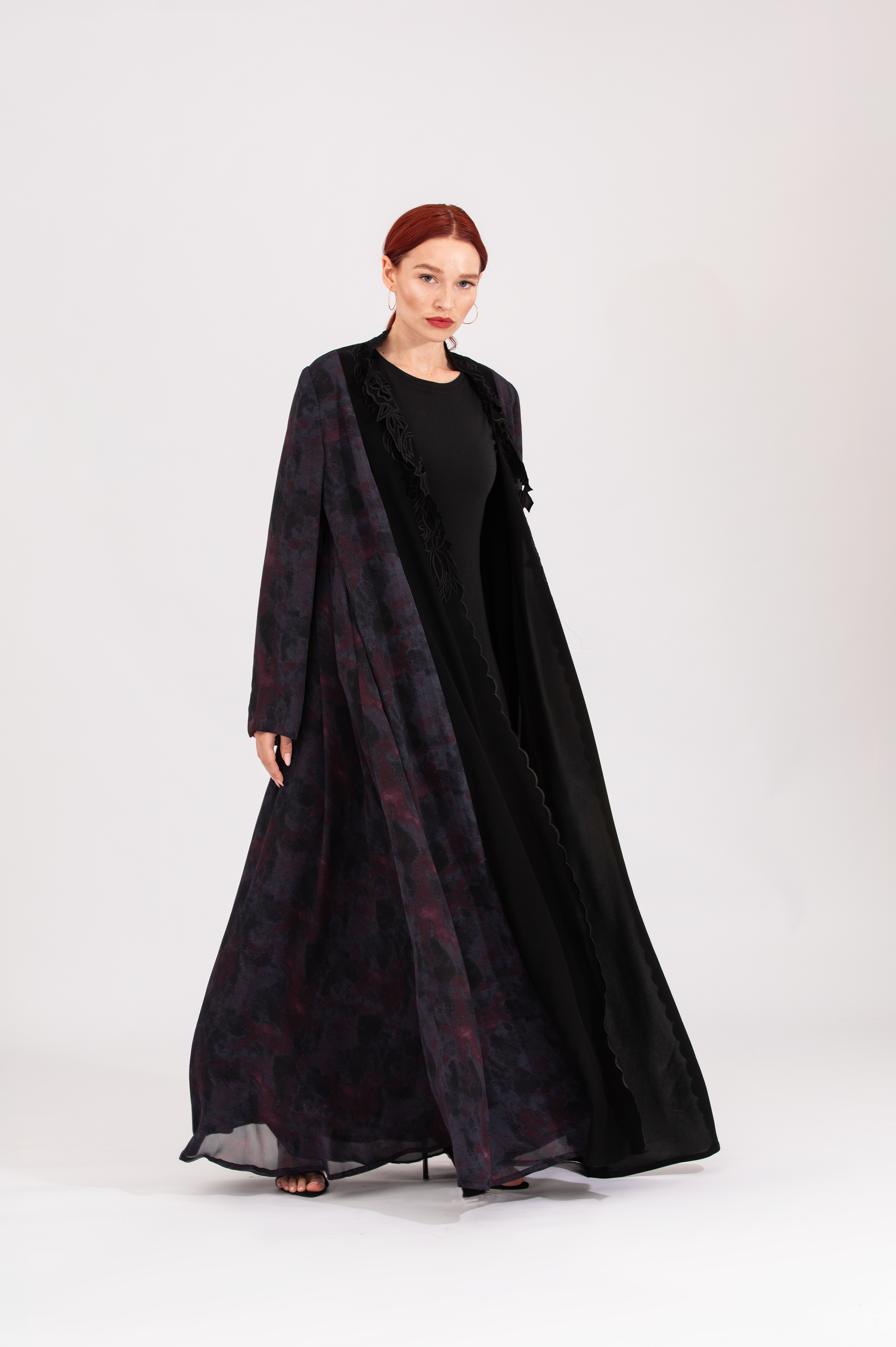 NR7 : Floral Grace Abaya