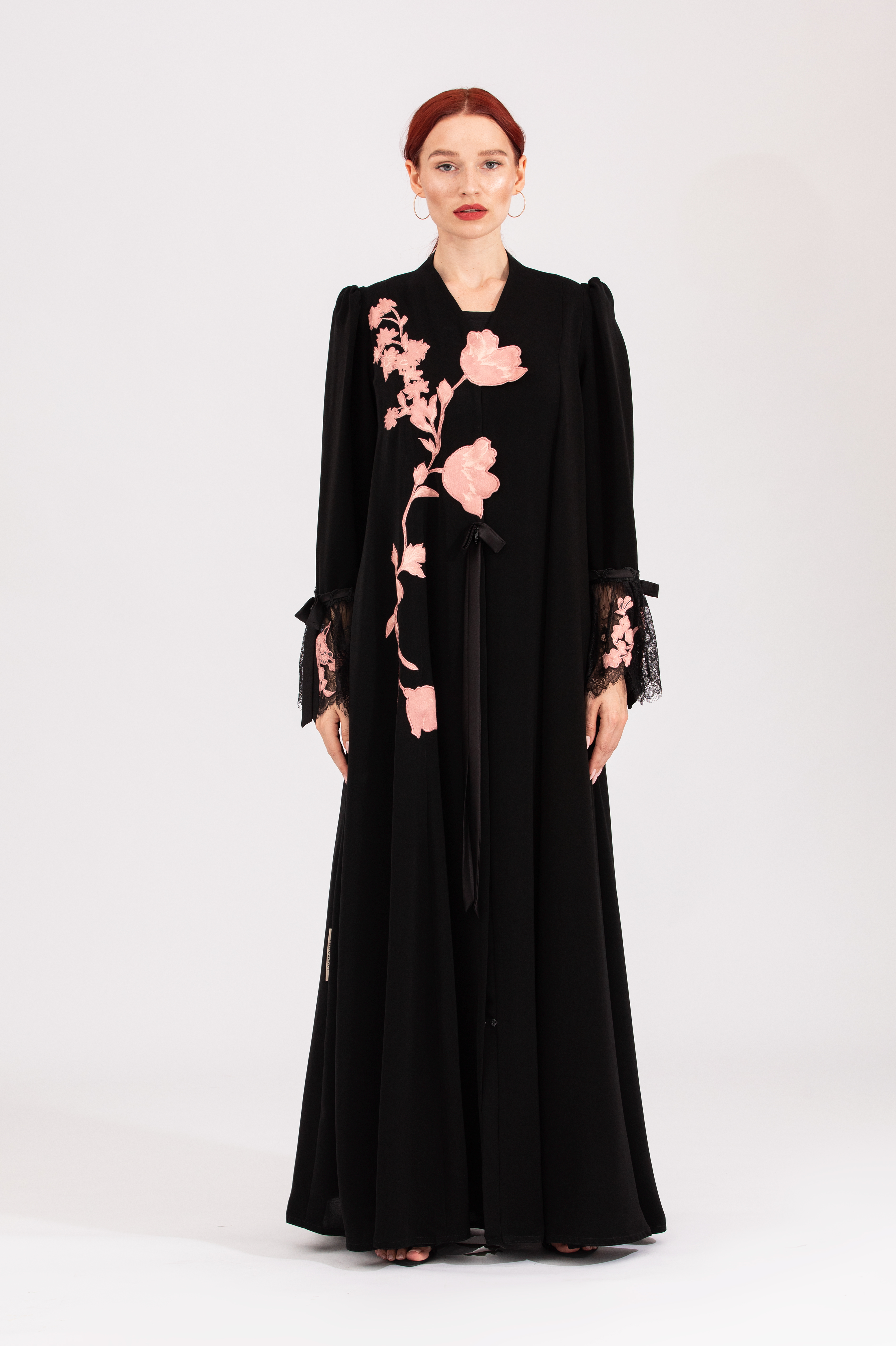 NR9 : Rose Blossom Abaya
