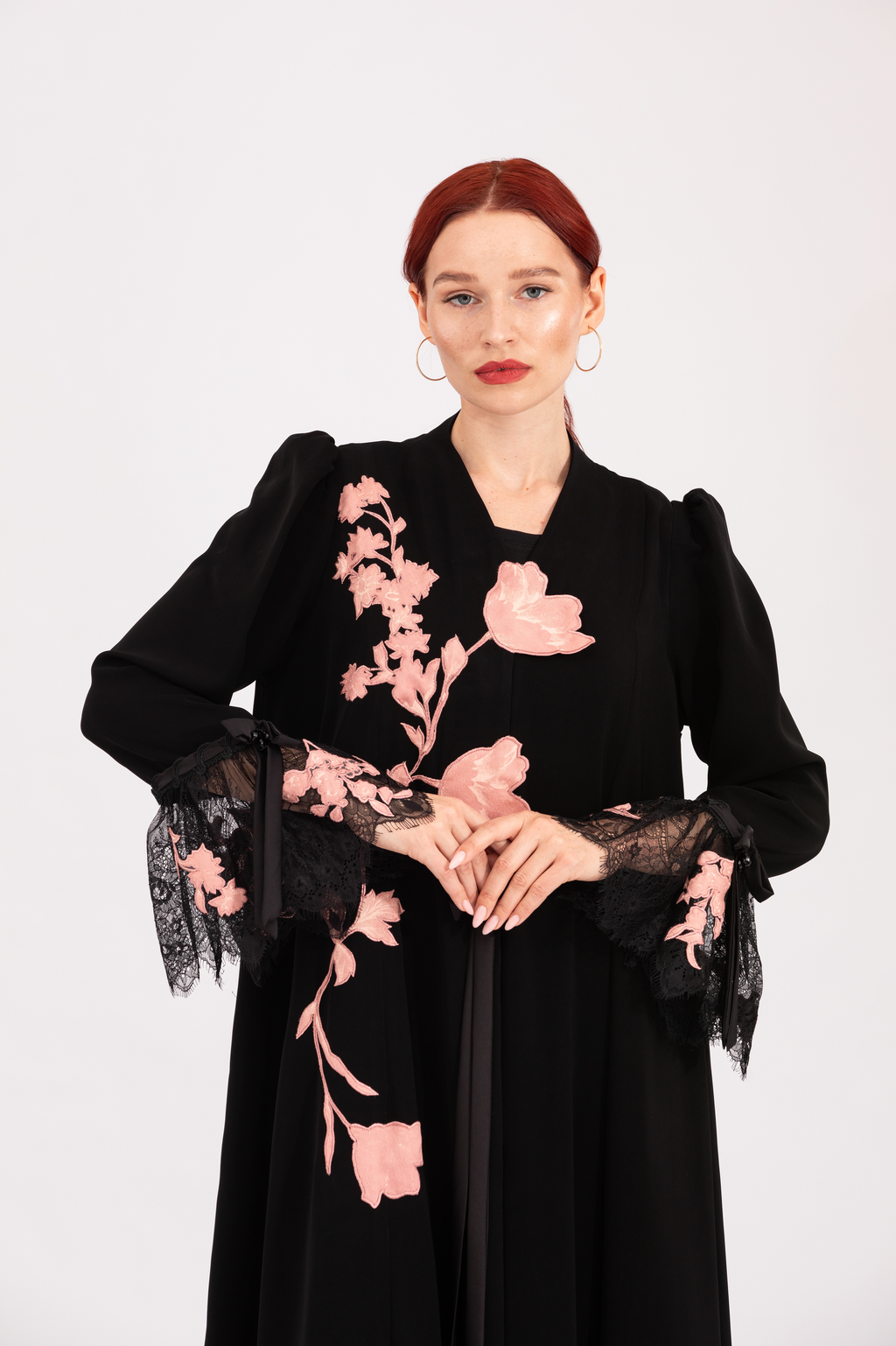 NR9 : Rose Blossom Abaya