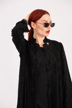 NR10 : Black Enchant Abaya