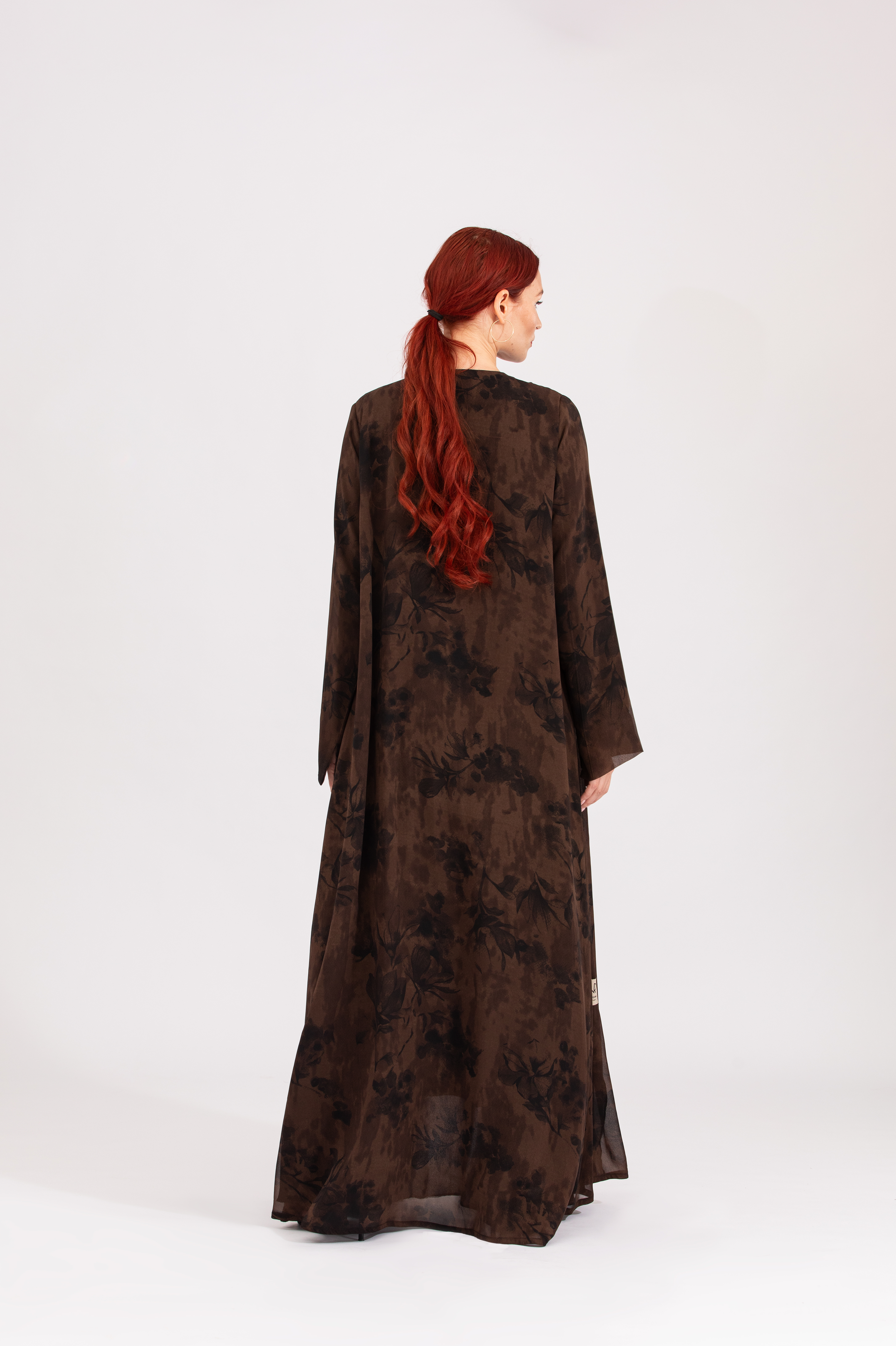 NR12 : Brown Elegance Abaya