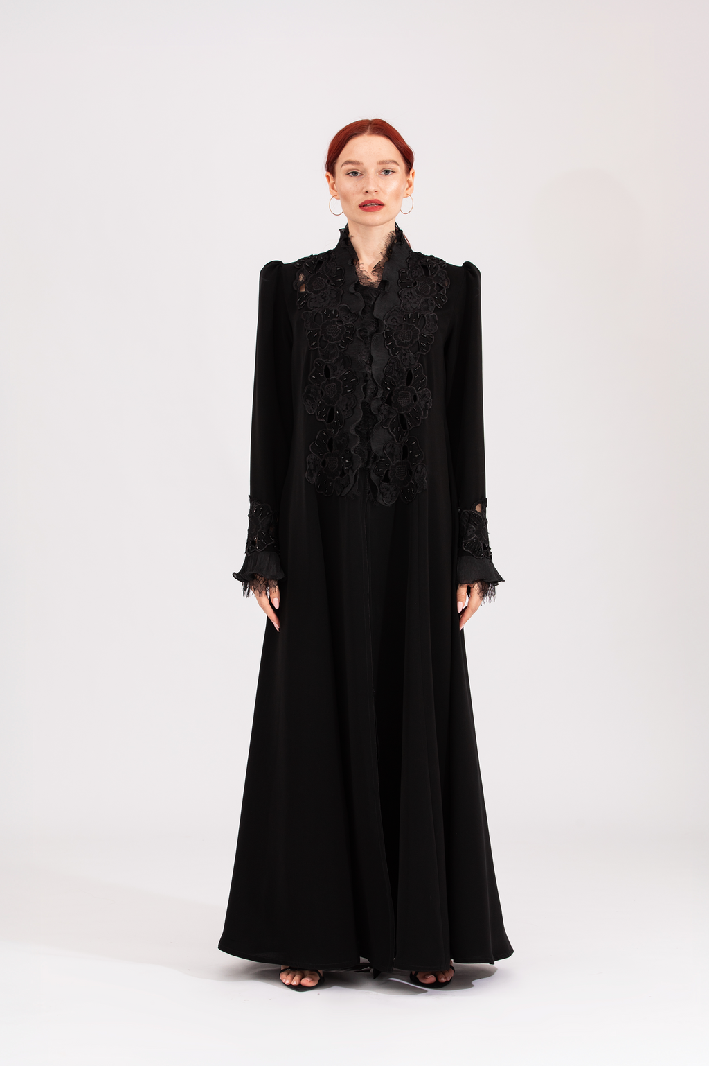 NR13 : Touch of Luxury Abaya