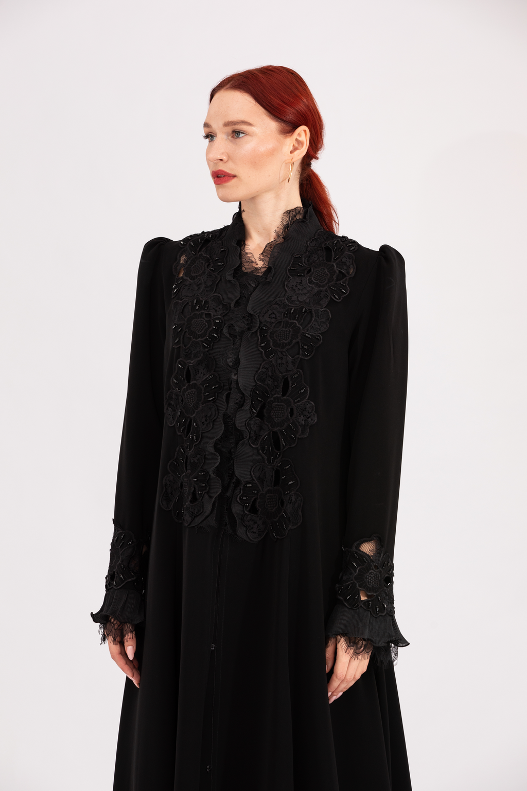 NR13 : Touch of Luxury Abaya