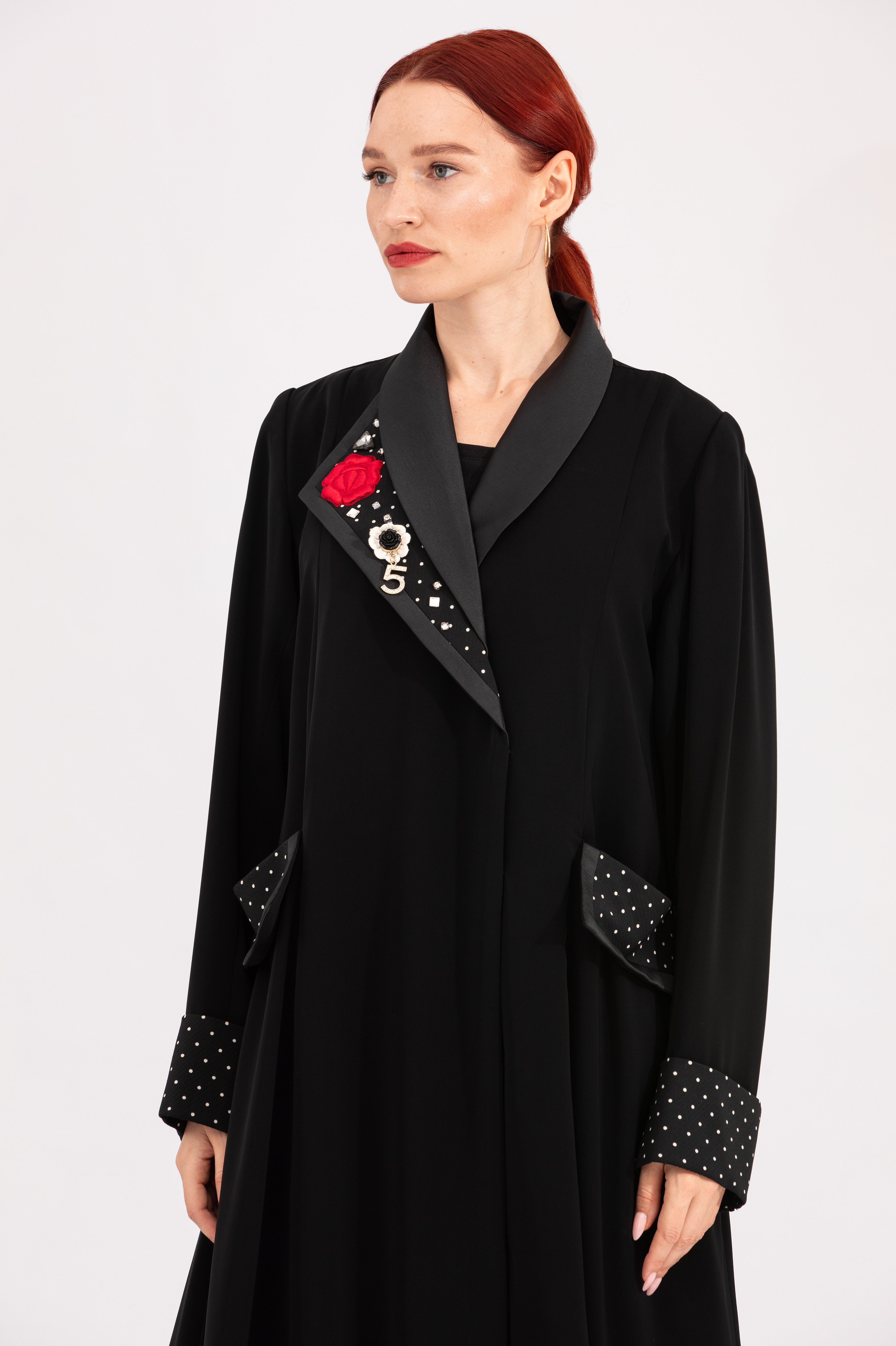 NR14 : Chanel Elegance Abaya