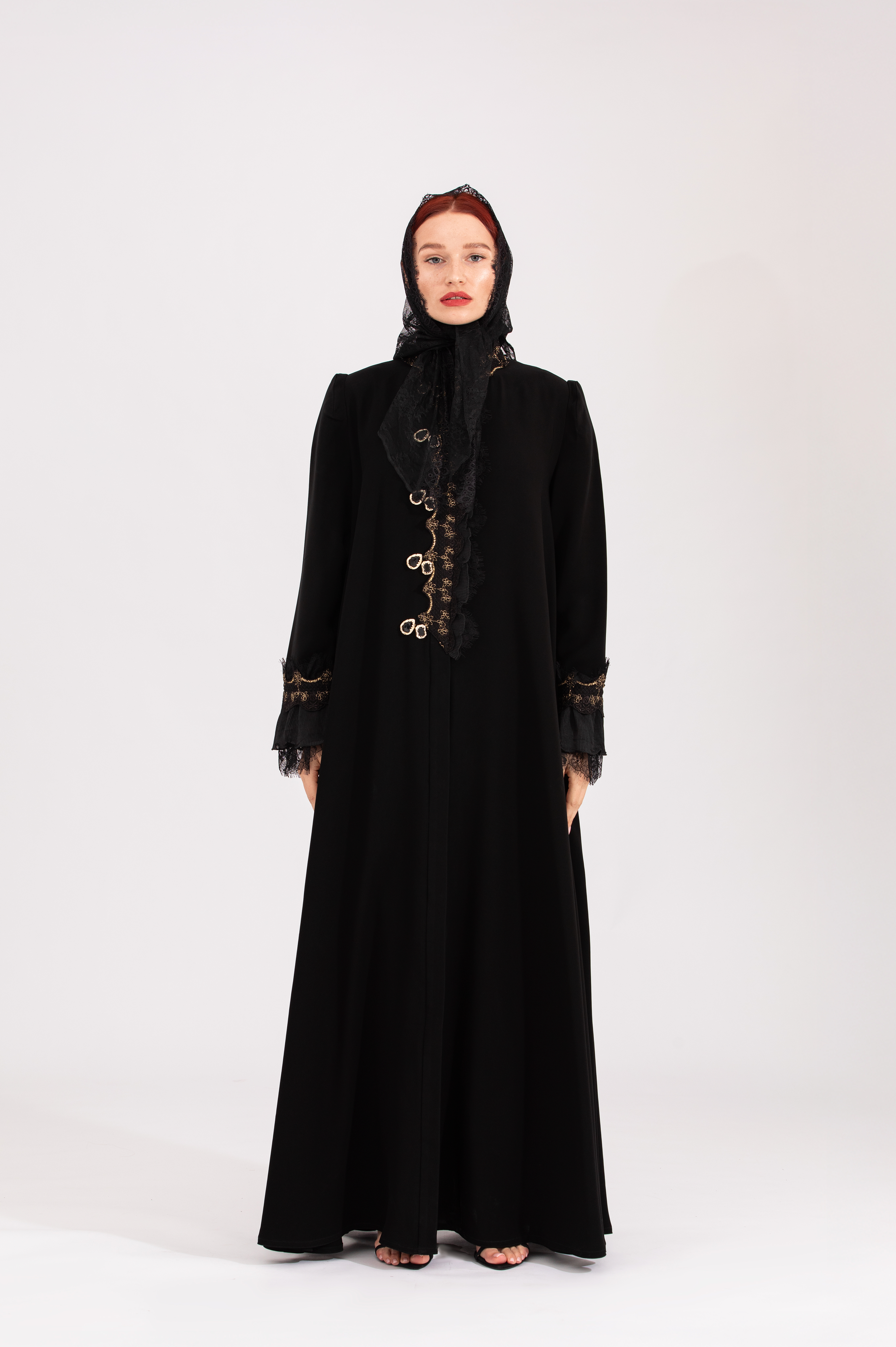 NR17 : Royal Elegance Abaya