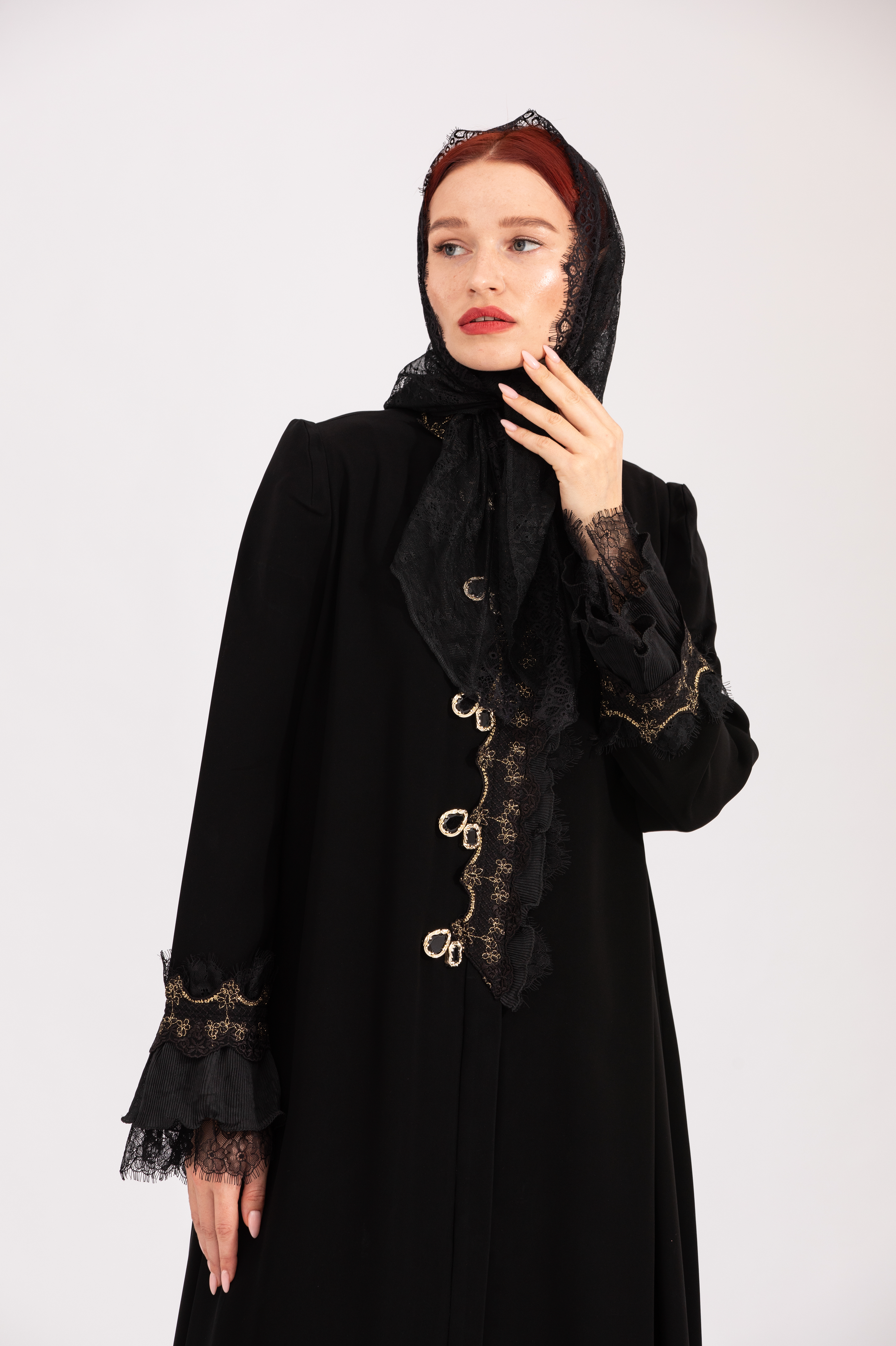 NR17 : Royal Elegance Abaya