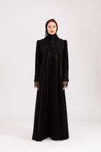 NR18 : Graceful Femininity Abaya