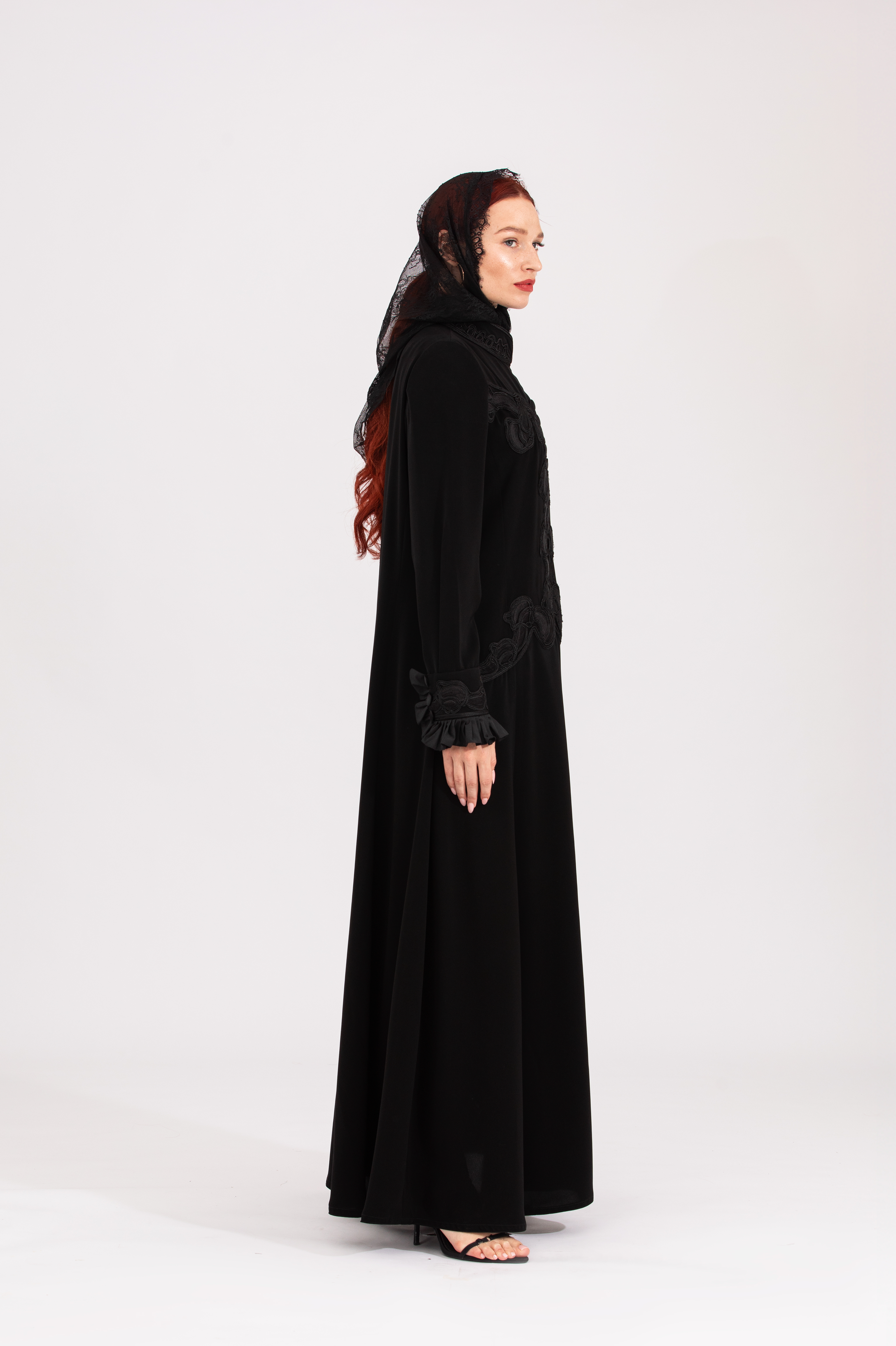NR19 : Artistic Masterpiece Abaya