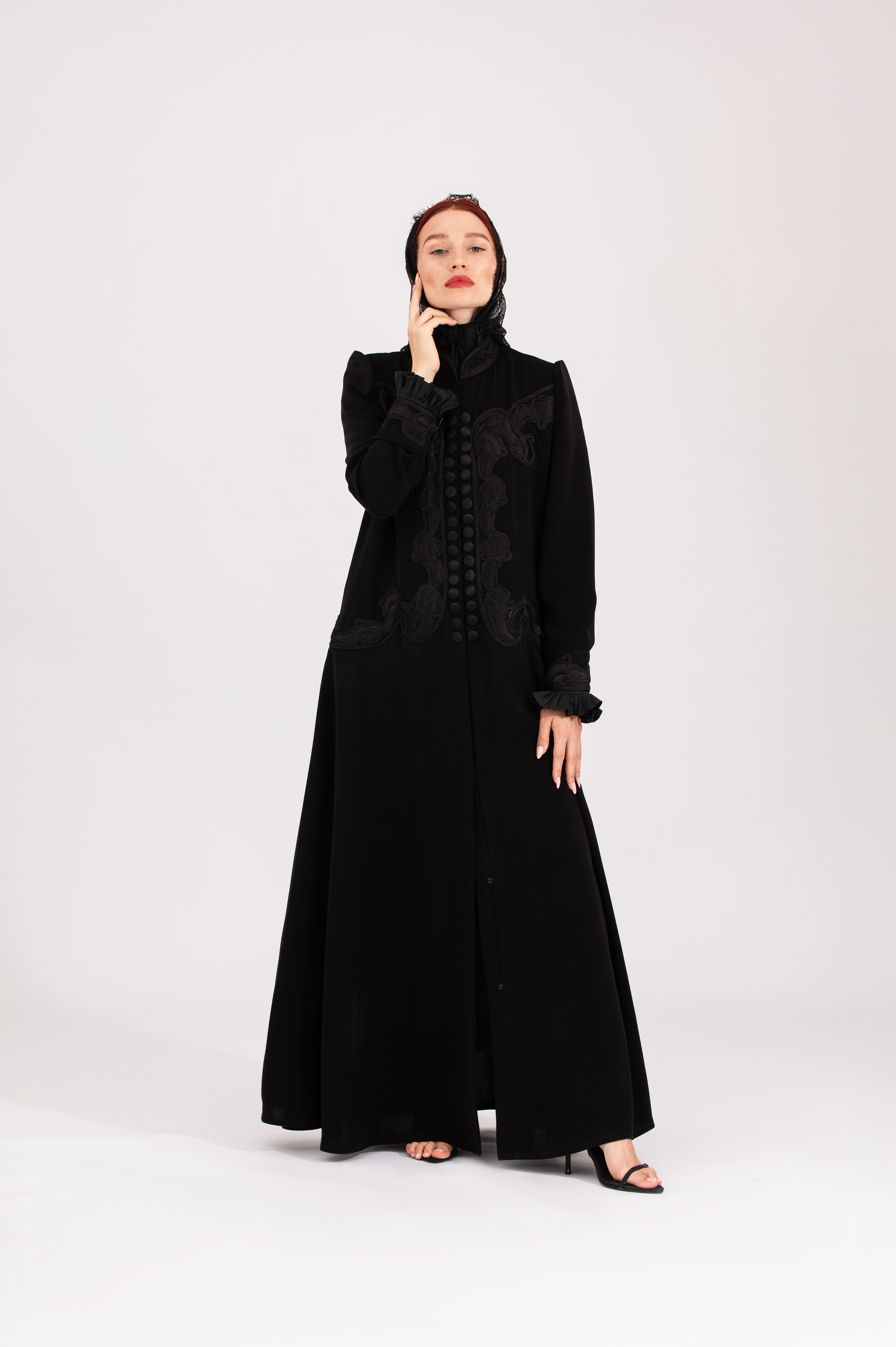 NR19 : Artistic Masterpiece Abaya