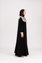 NR20 : Soft White Abaya