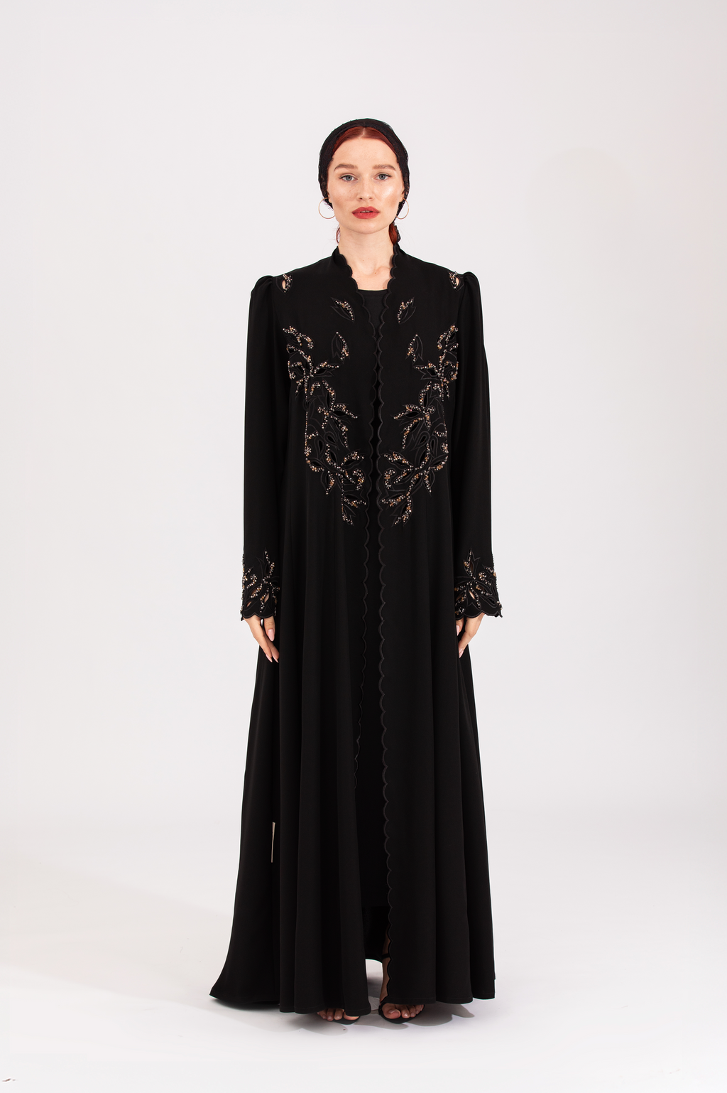 NR21 : Diamond Elegance Abaya