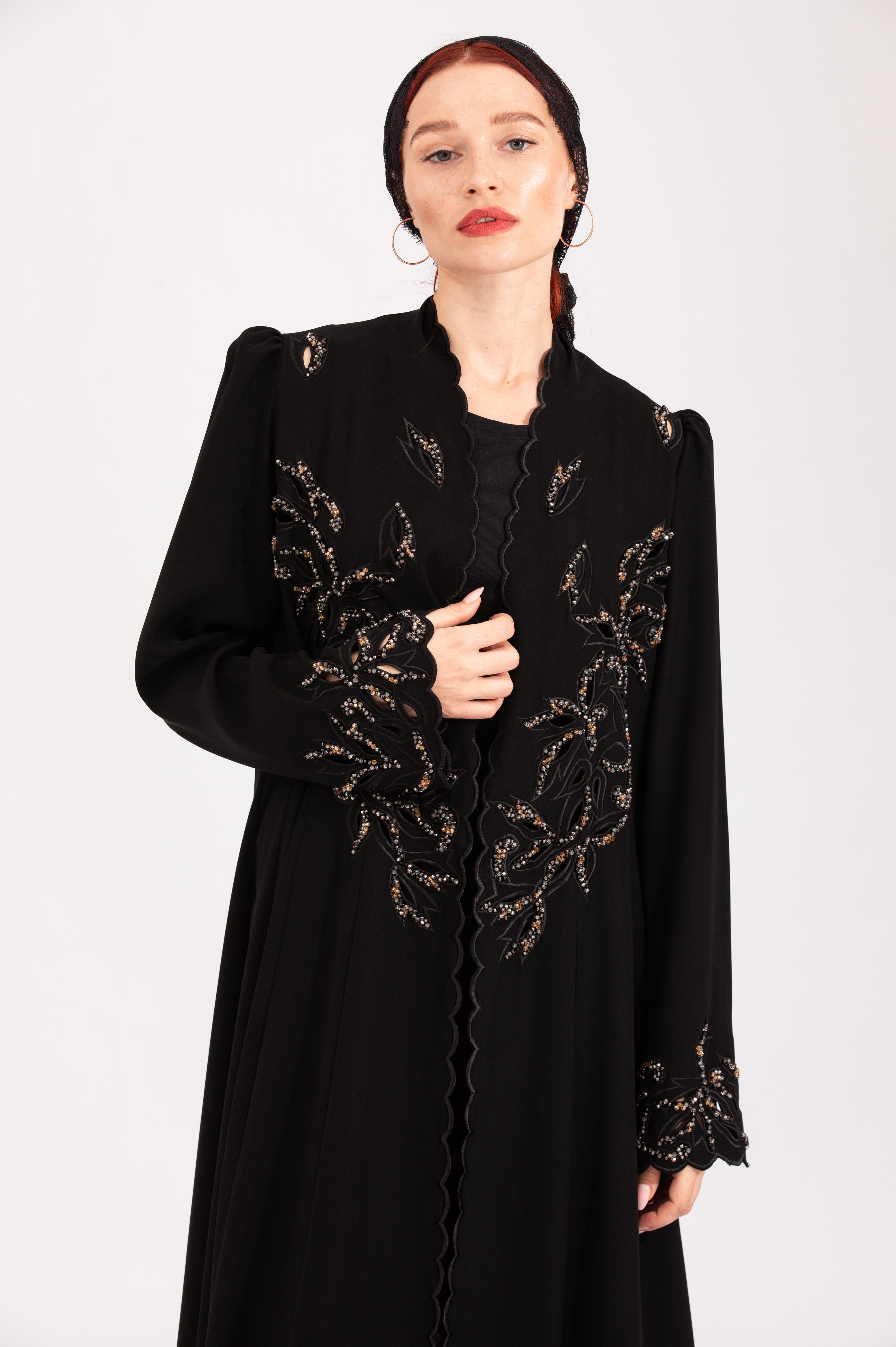 NR21 : Diamond Elegance Abaya