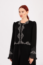 NR23 : Lace Touch Abaya
