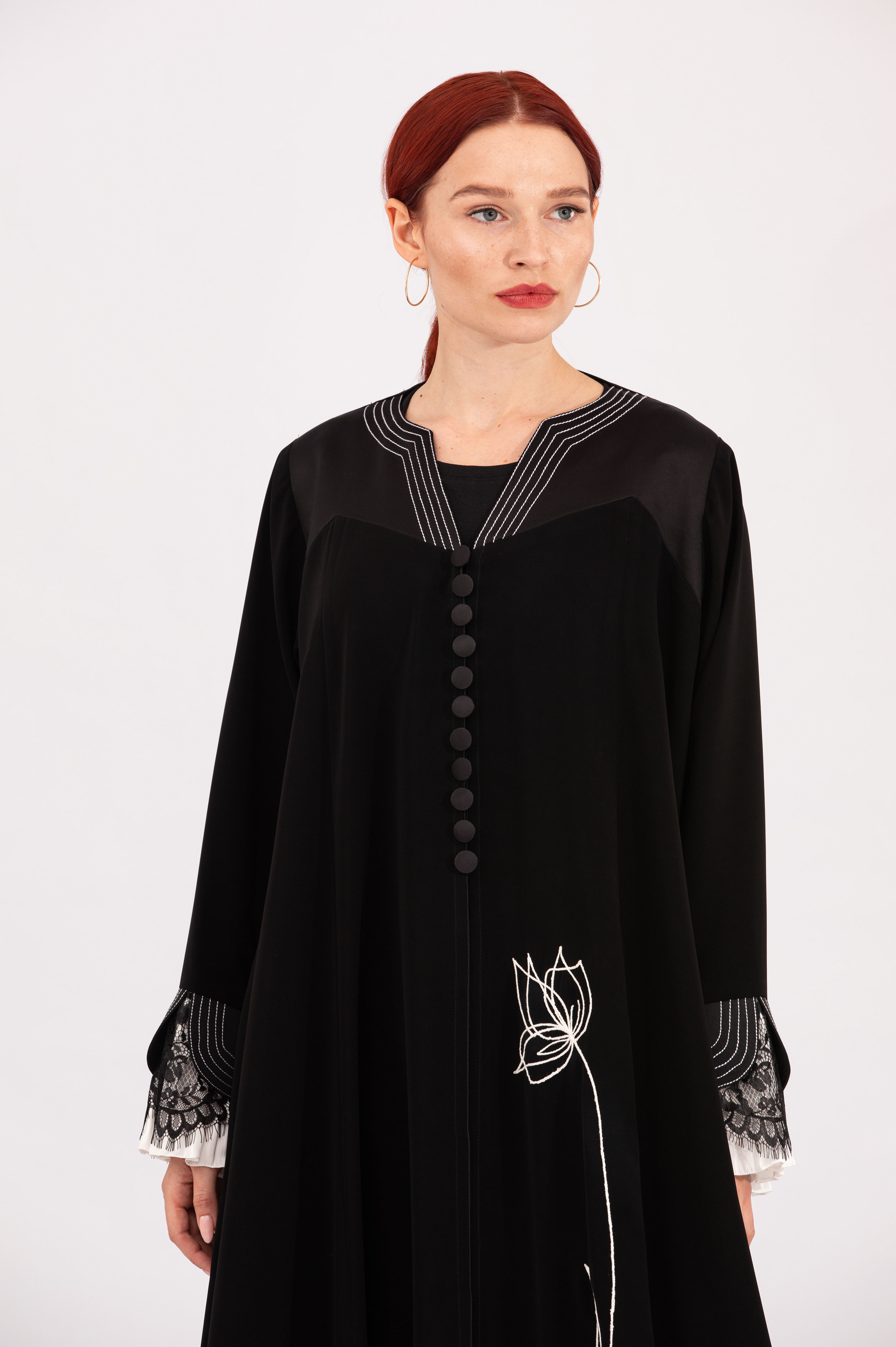 NR26 : Silk Blossom Abaya