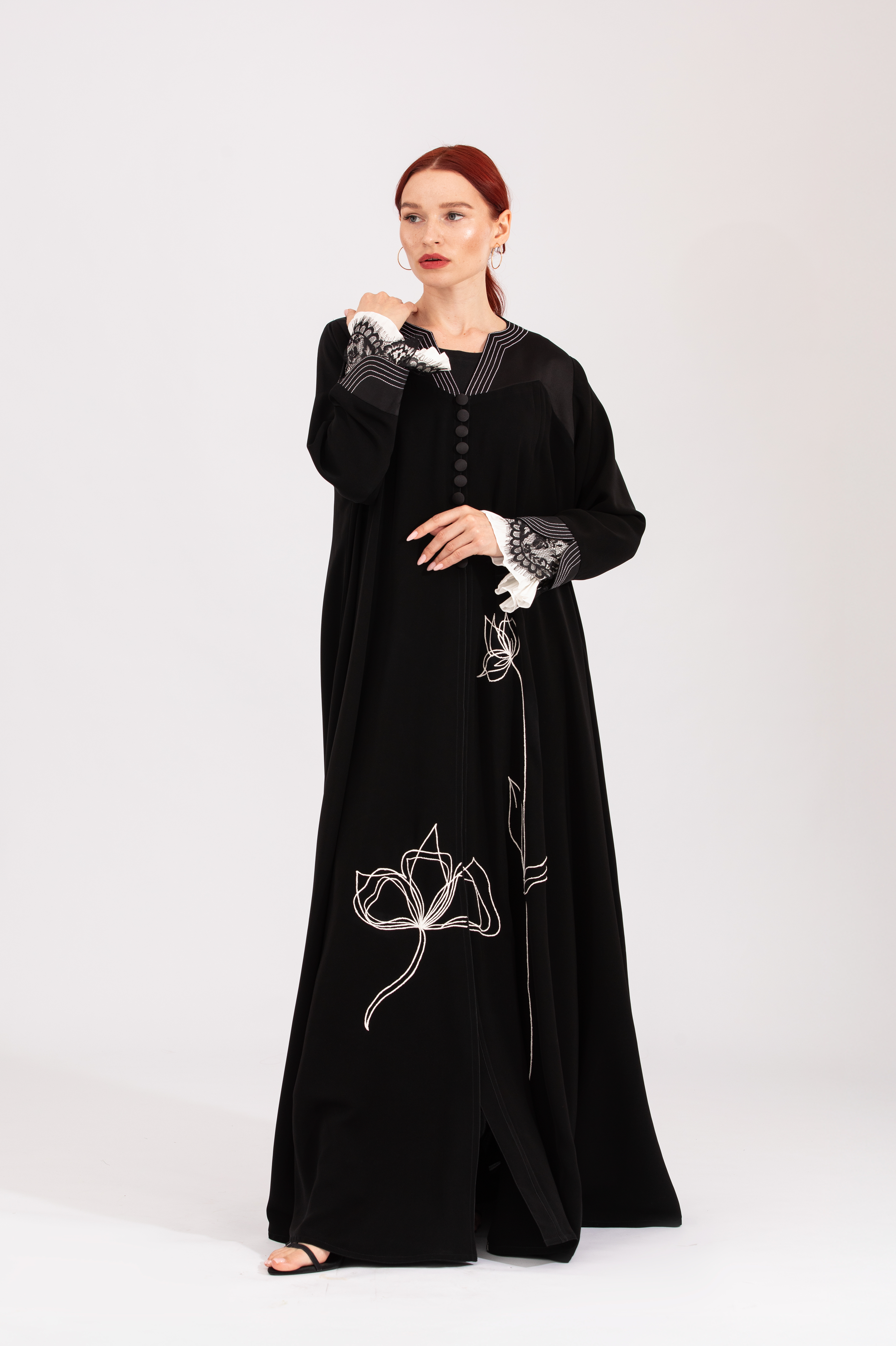 NR26 : Silk Blossom Abaya