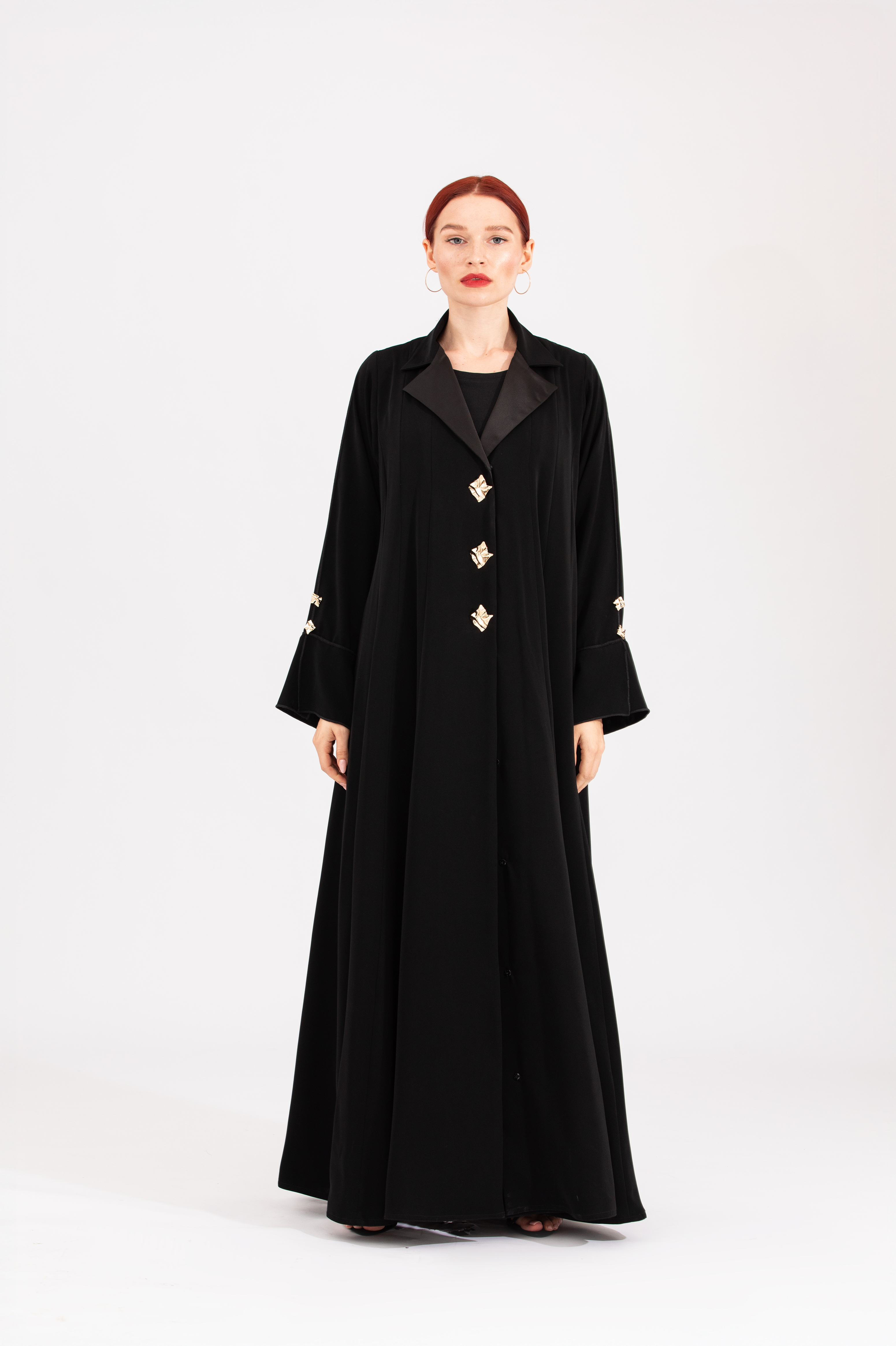 NR28 : Golden Blazer Abaya