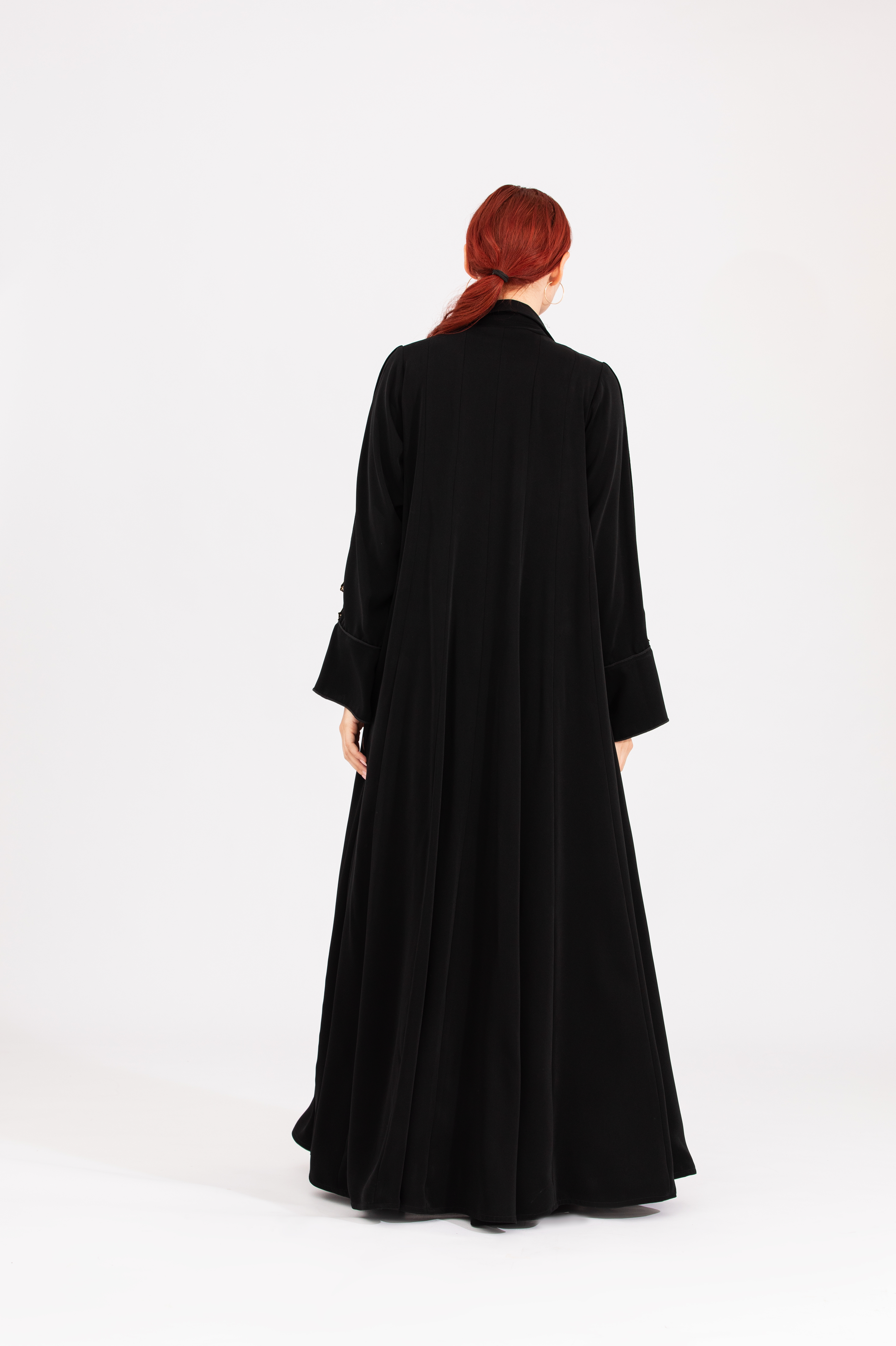 NR28 : Golden Blazer Abaya