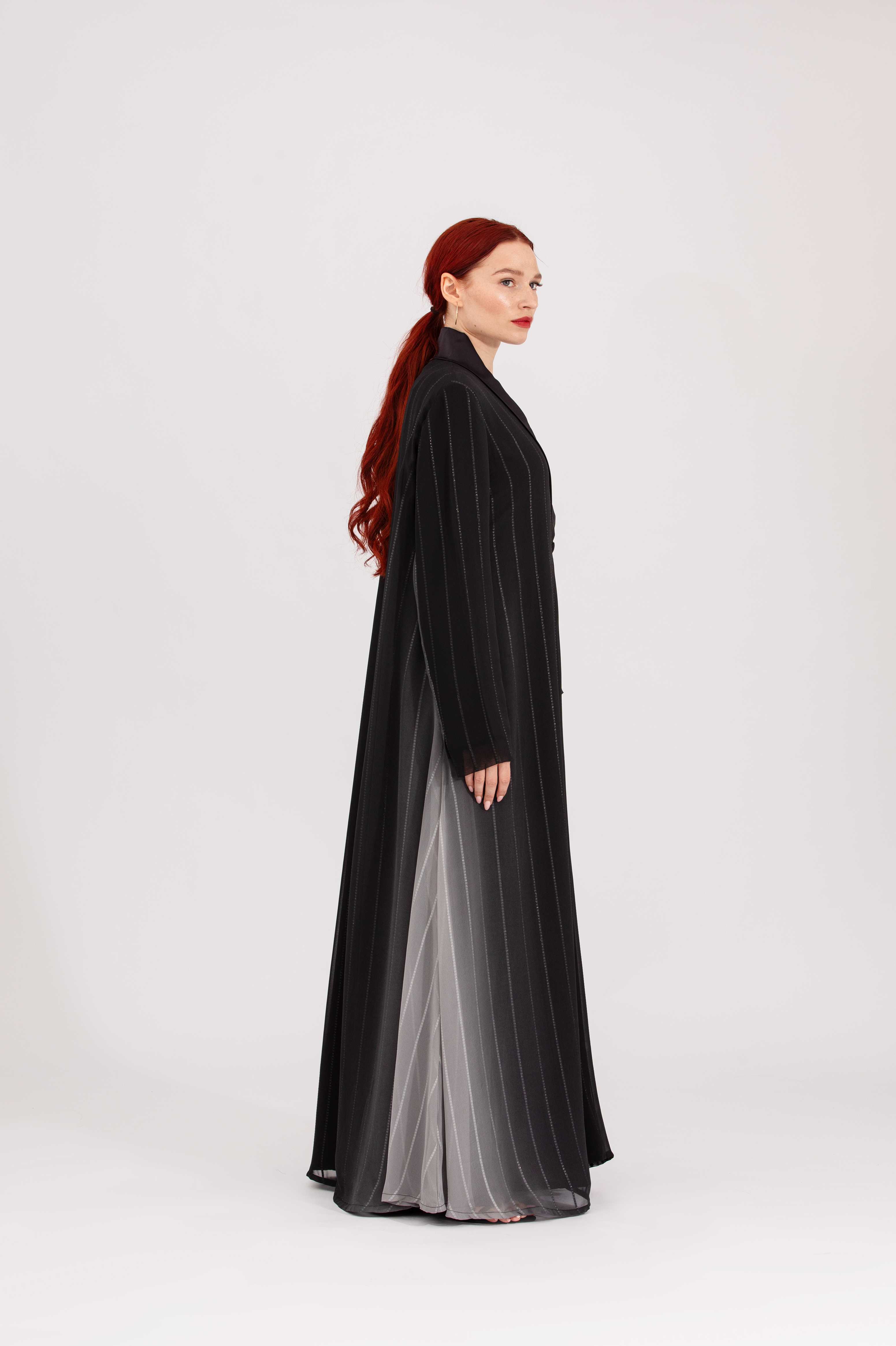 NR31 : Summer Breeze Abaya Black