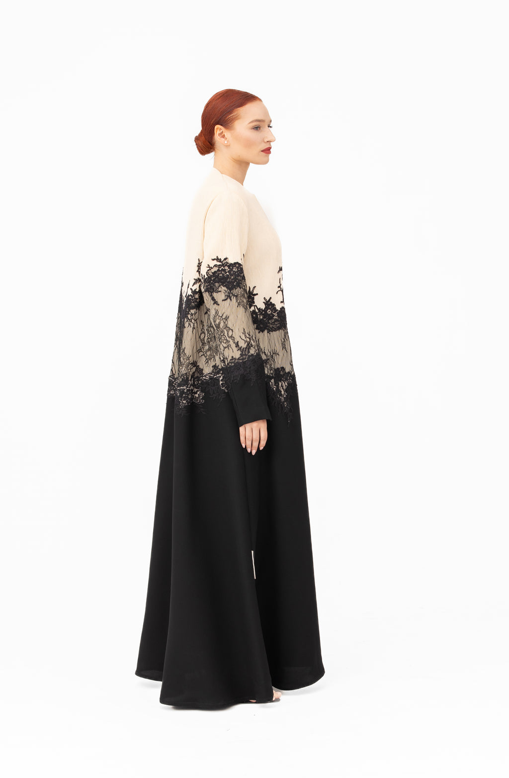 NR46 :Lace Elegance Abaya