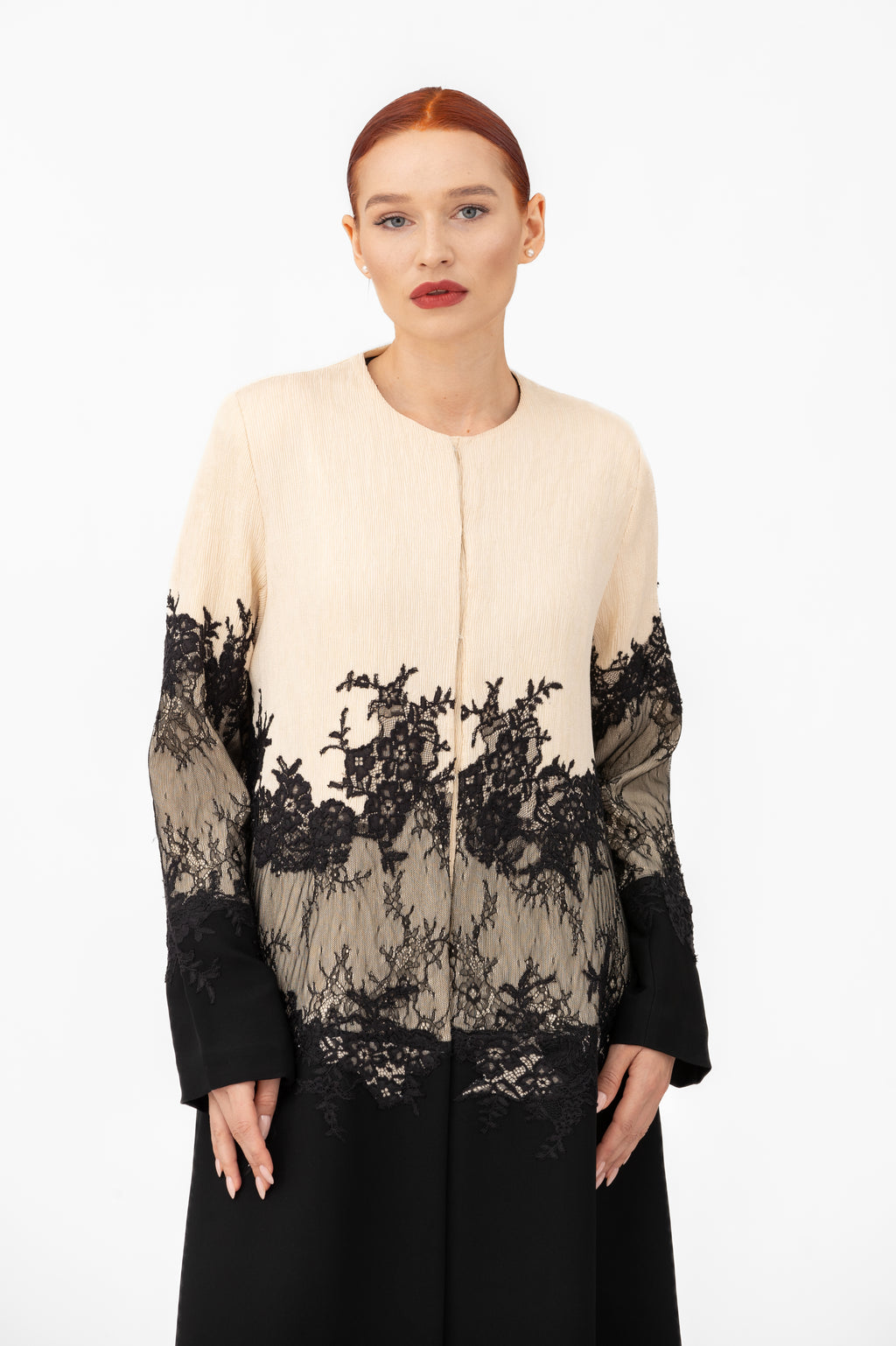 NR46 :Lace Elegance Abaya