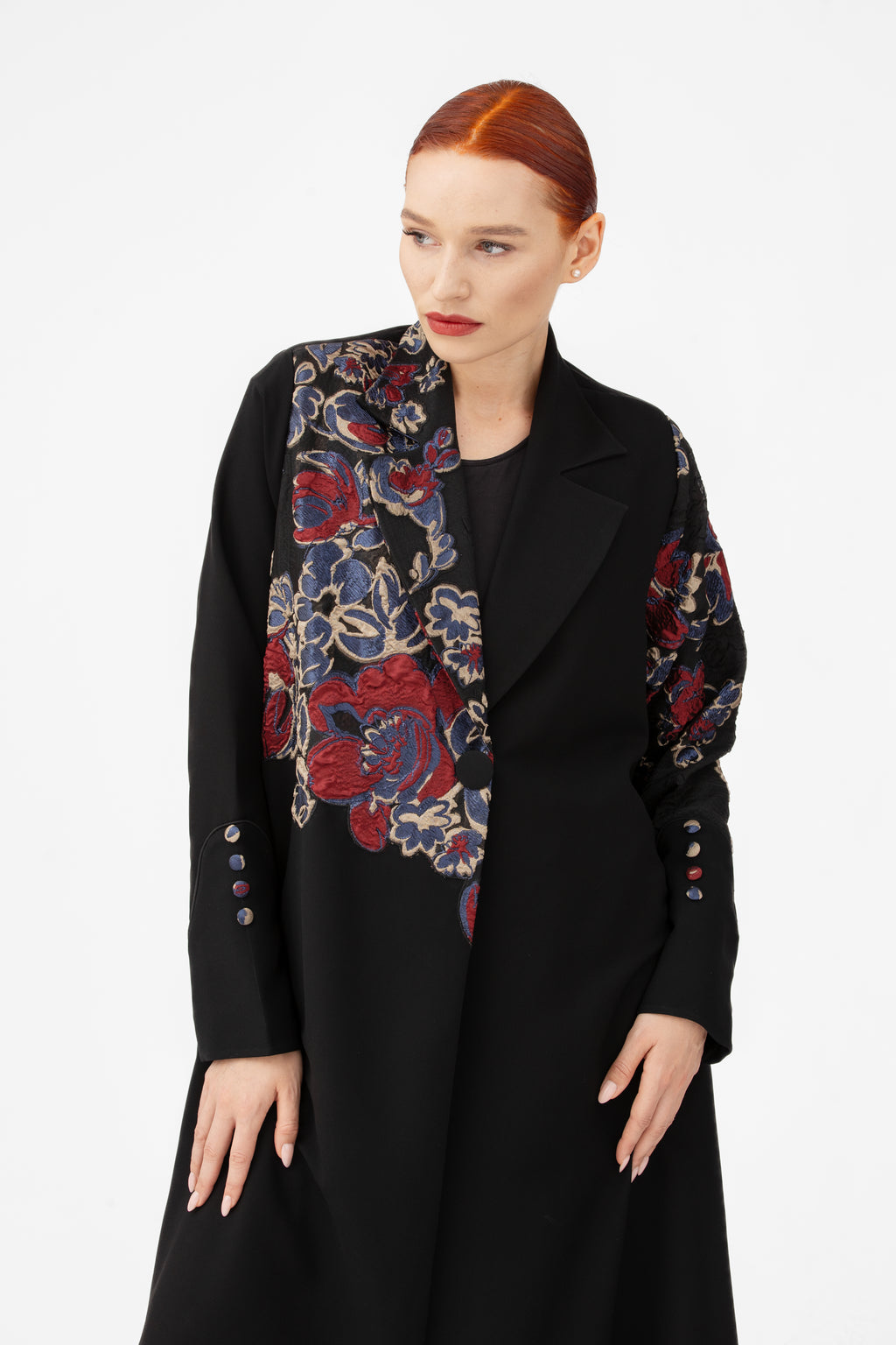 NR47: Black Floral Embroidered Abaya with Blazer Collar
