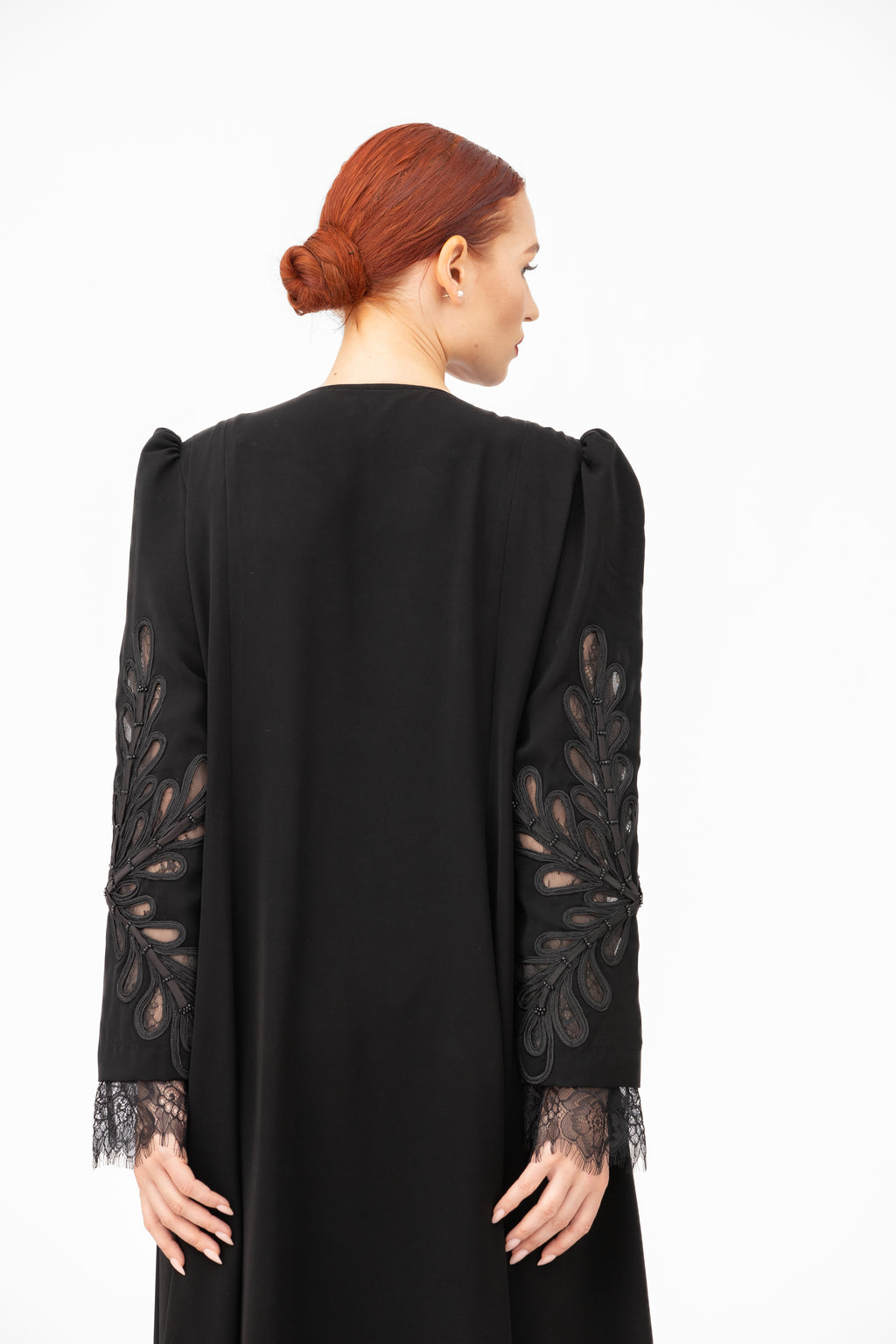 NR51 : Handcrafted Black Abaya