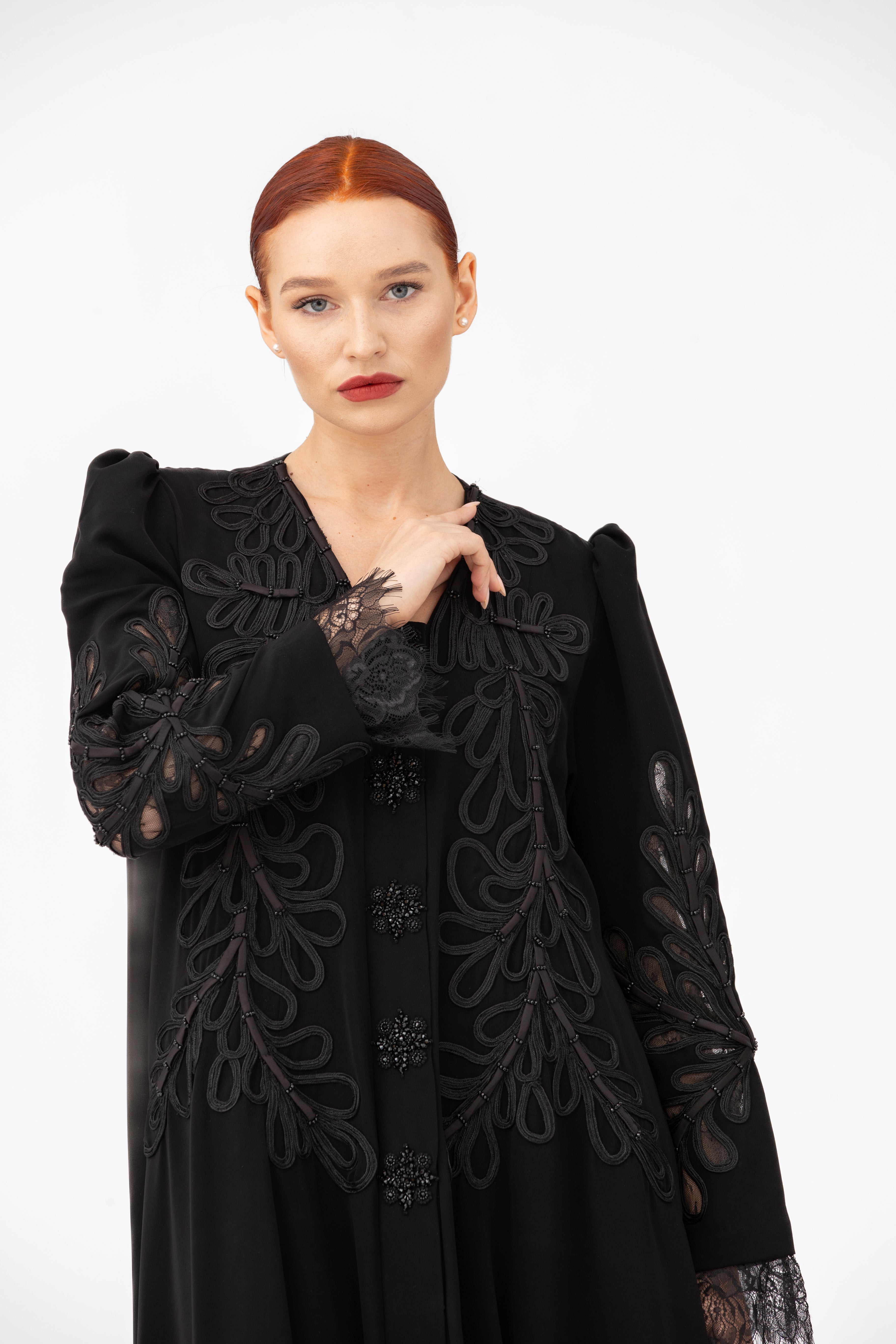 NR51 : Handcrafted Black Abaya