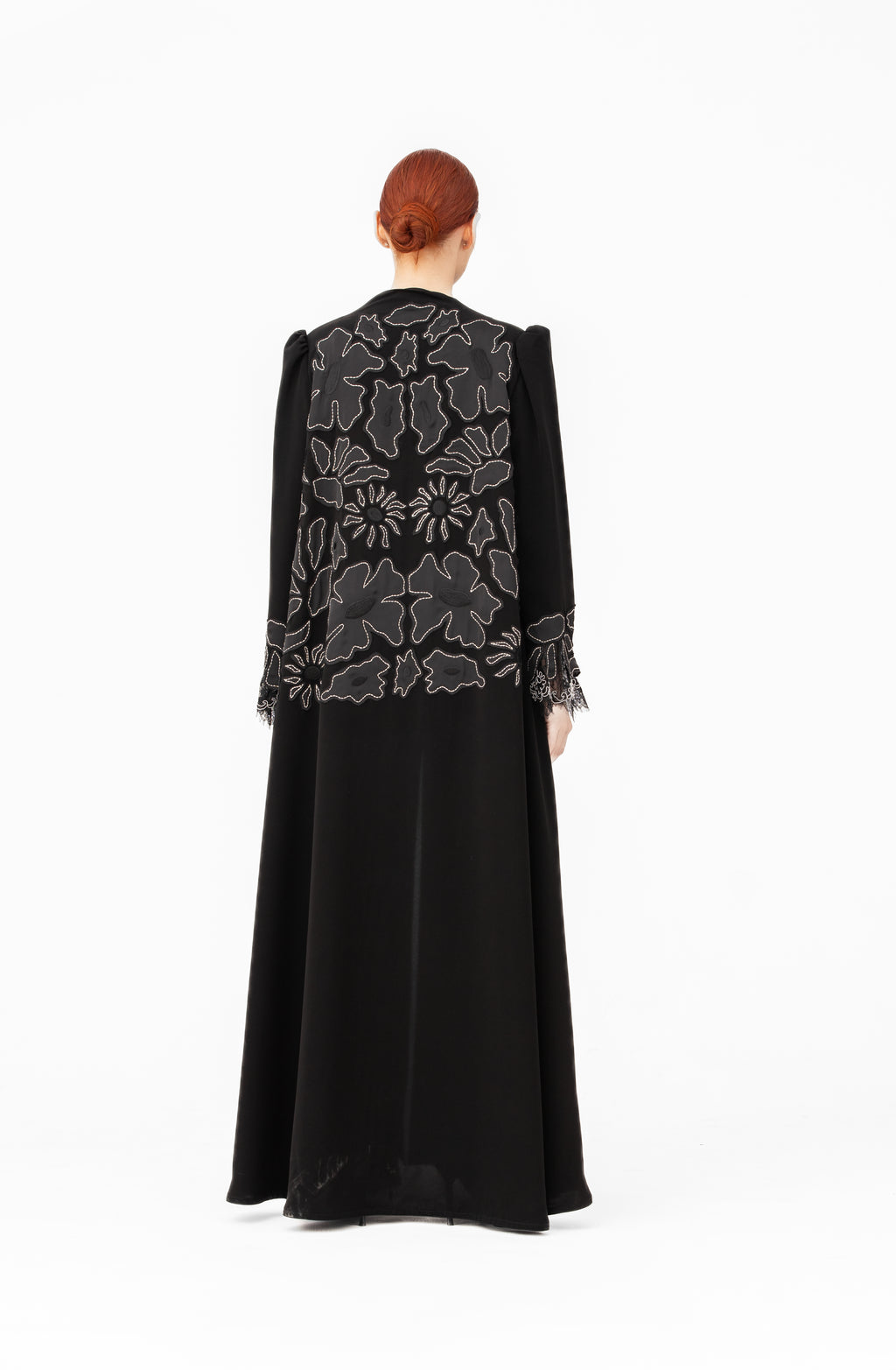 NR53 : Elegant Embroidered Abaya