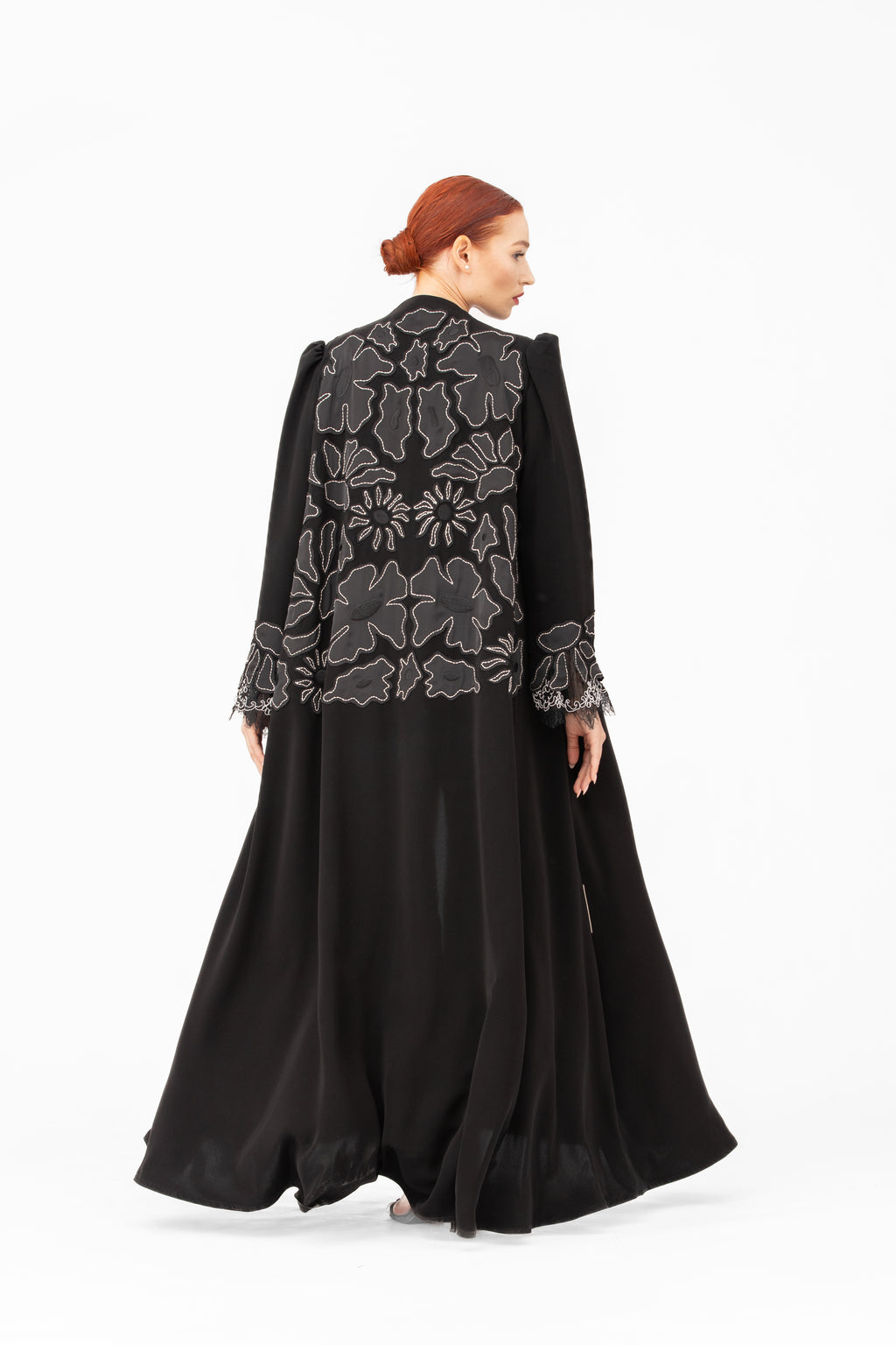 NR53 : Elegant Embroidered Abaya