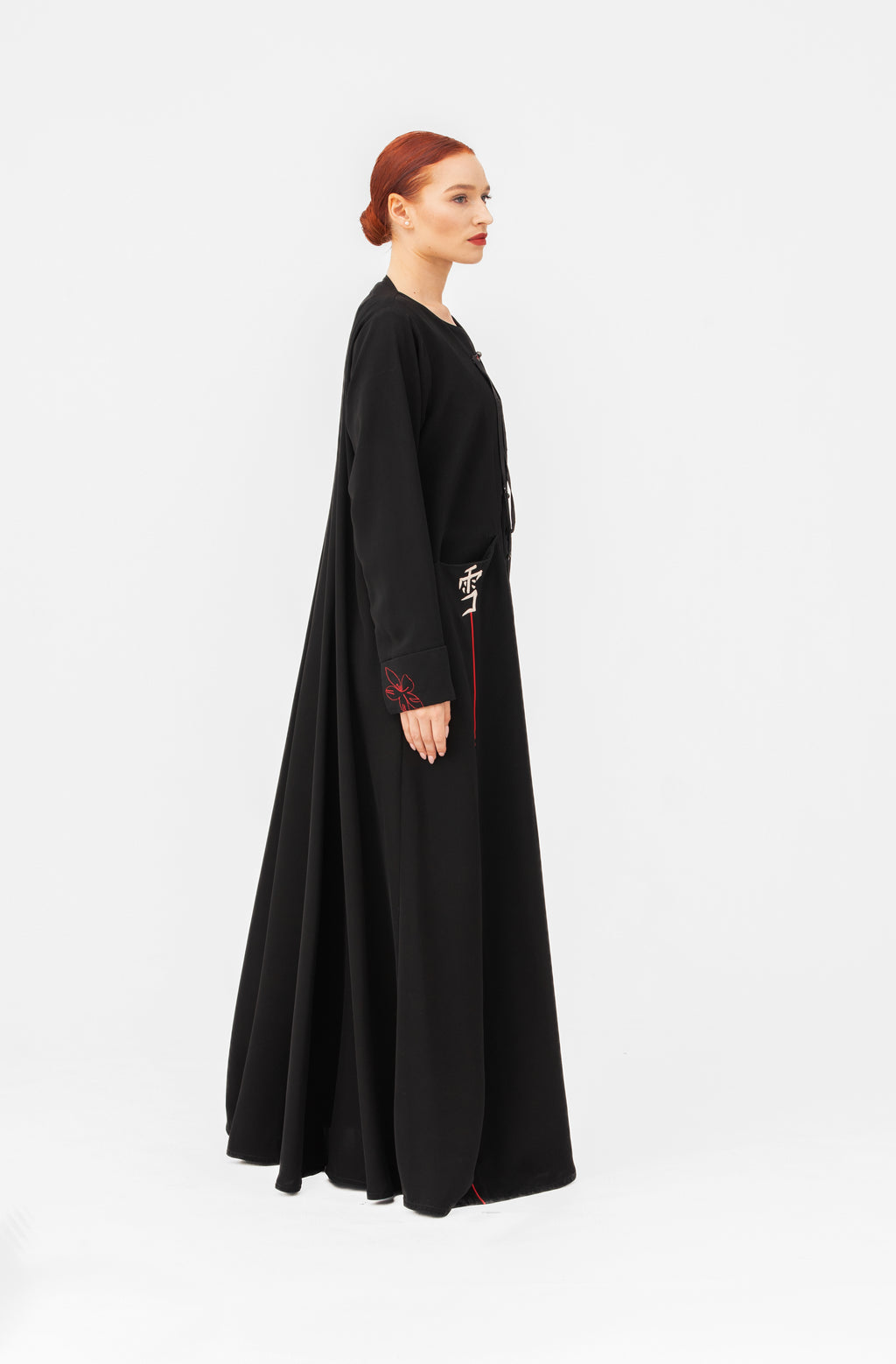 NR62 : Oriental Touch Abaya