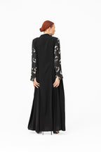 NR63 : Floral Elegance Abaya