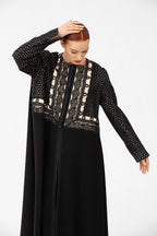 NR67 : Black Elegant Lace-Detail Abaya