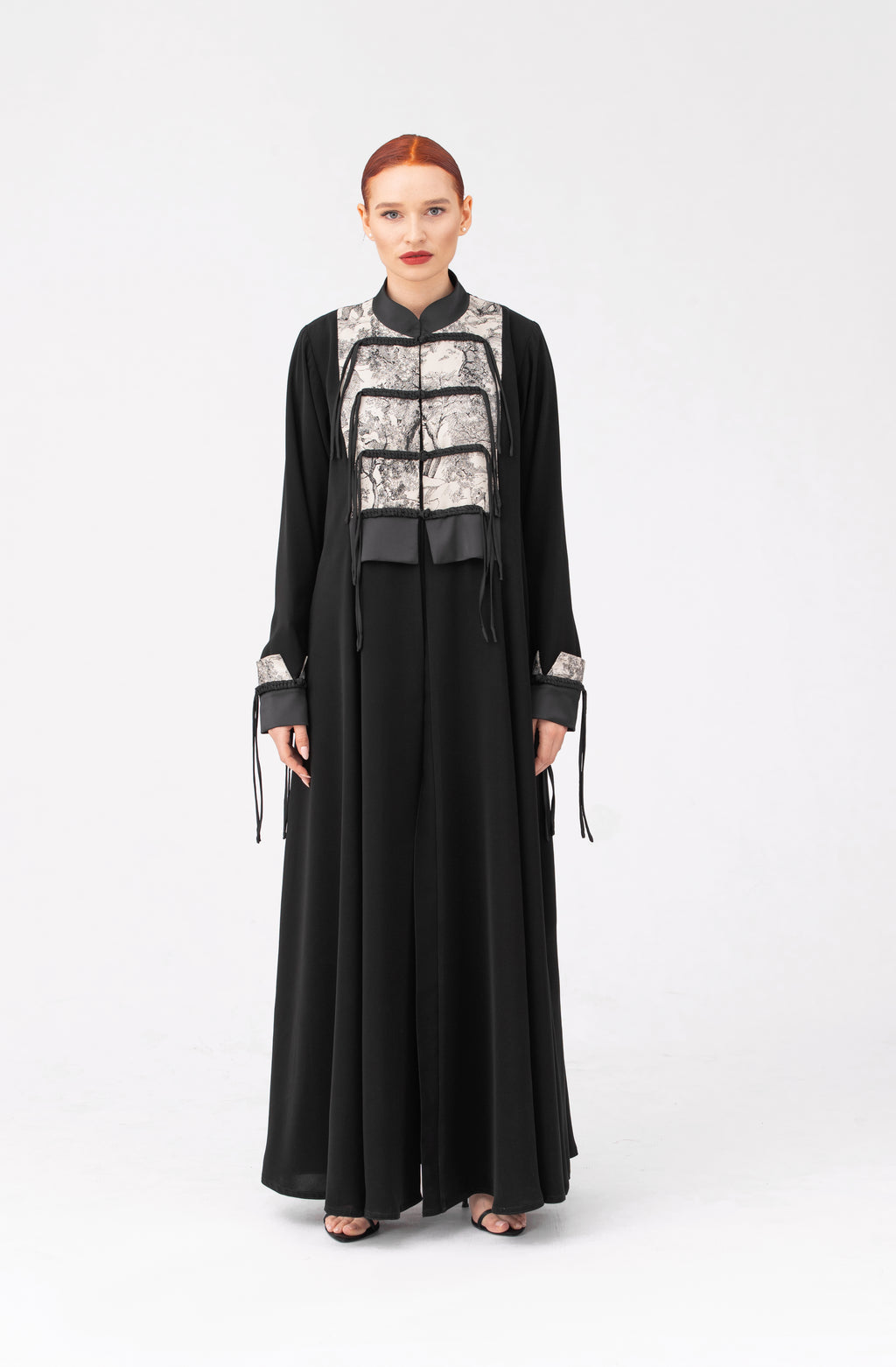 NR60 : Modern Contrast Abaya