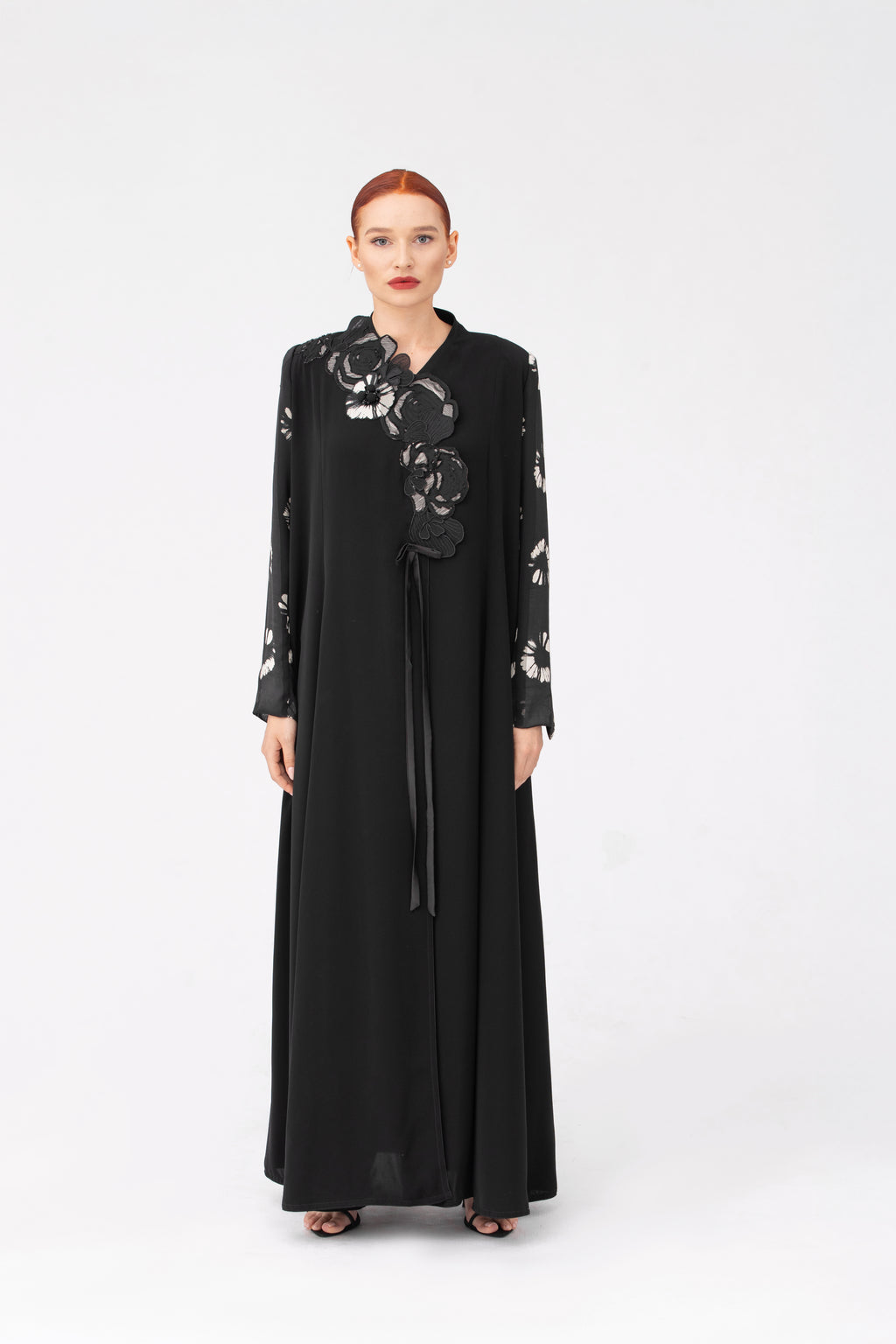 NR63 : Floral Elegance Abaya