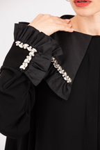 NR22 : Crystal Glow Abaya