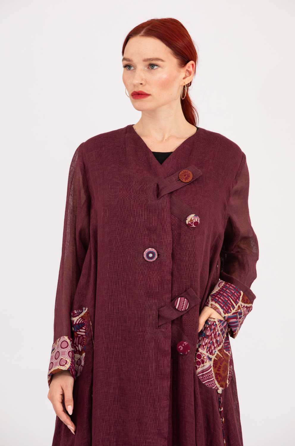 NR36 : Burgundy Geometry Abaya